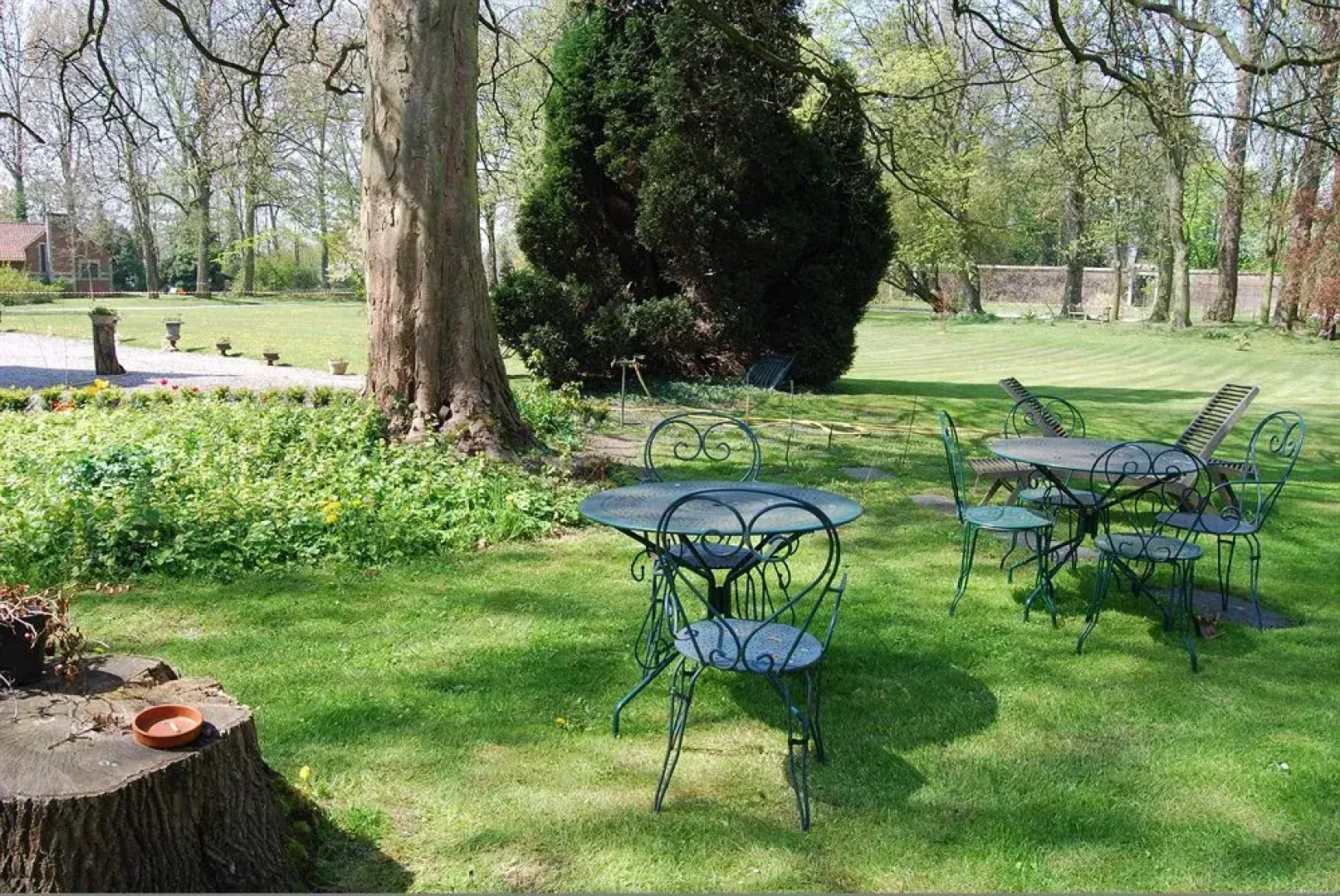 Le Château Des Ormes