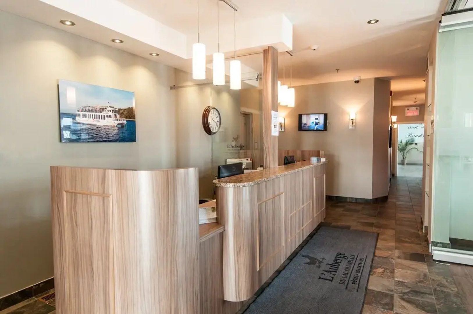 LAuberge du Lac Champlain, Chalet et Spa