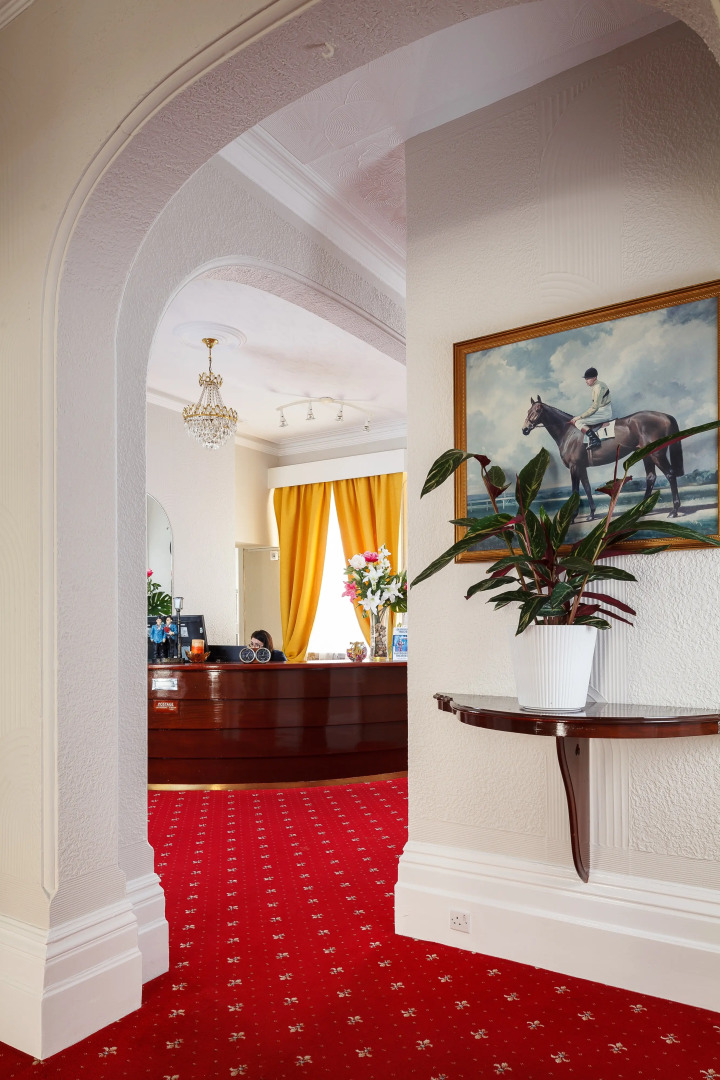 Pearl and Pebbles Hotel