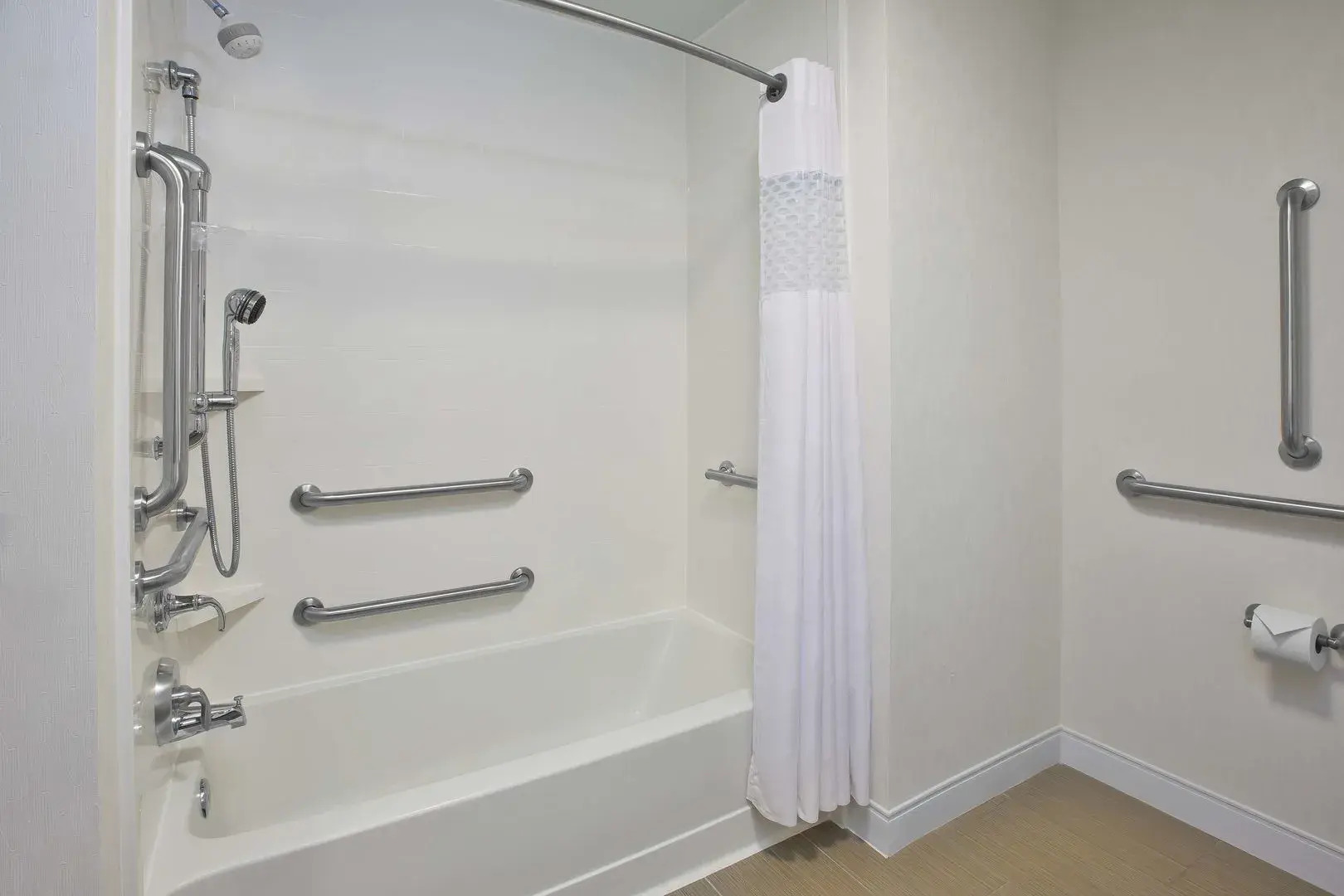 Hampton Inn & Suites Alliance