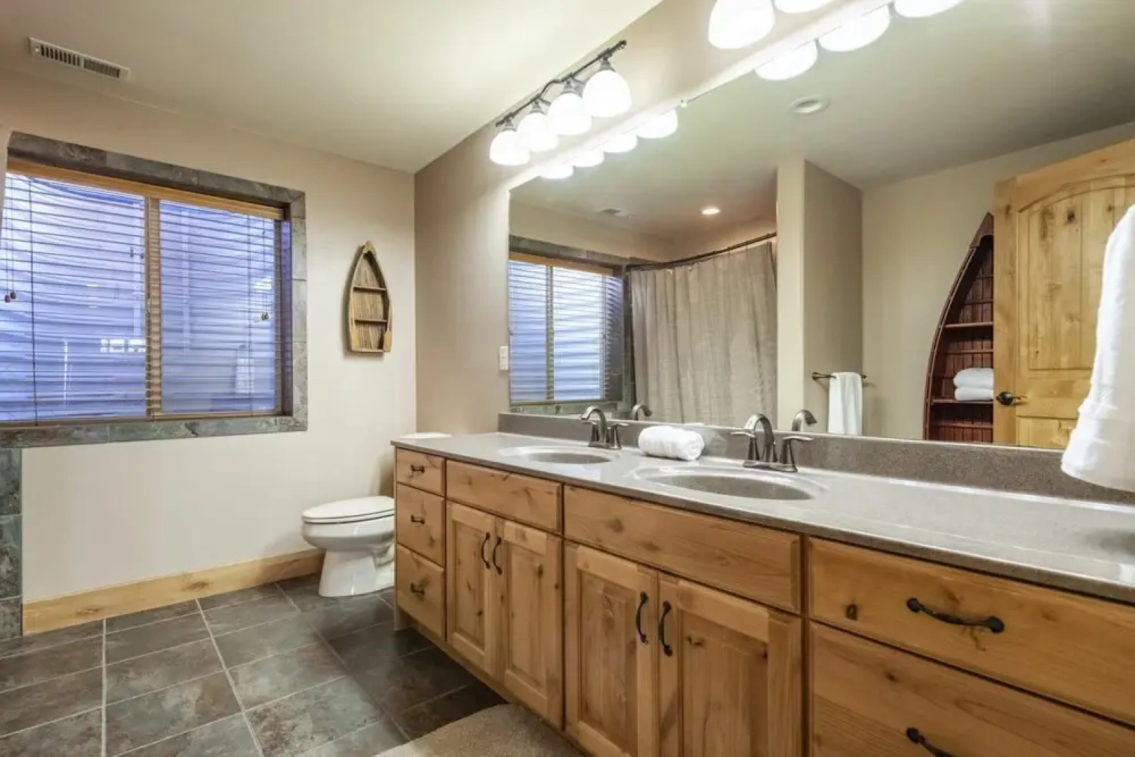 Harbor Lodge has Expansive Deck Views and Located Directly Across From the Marina!