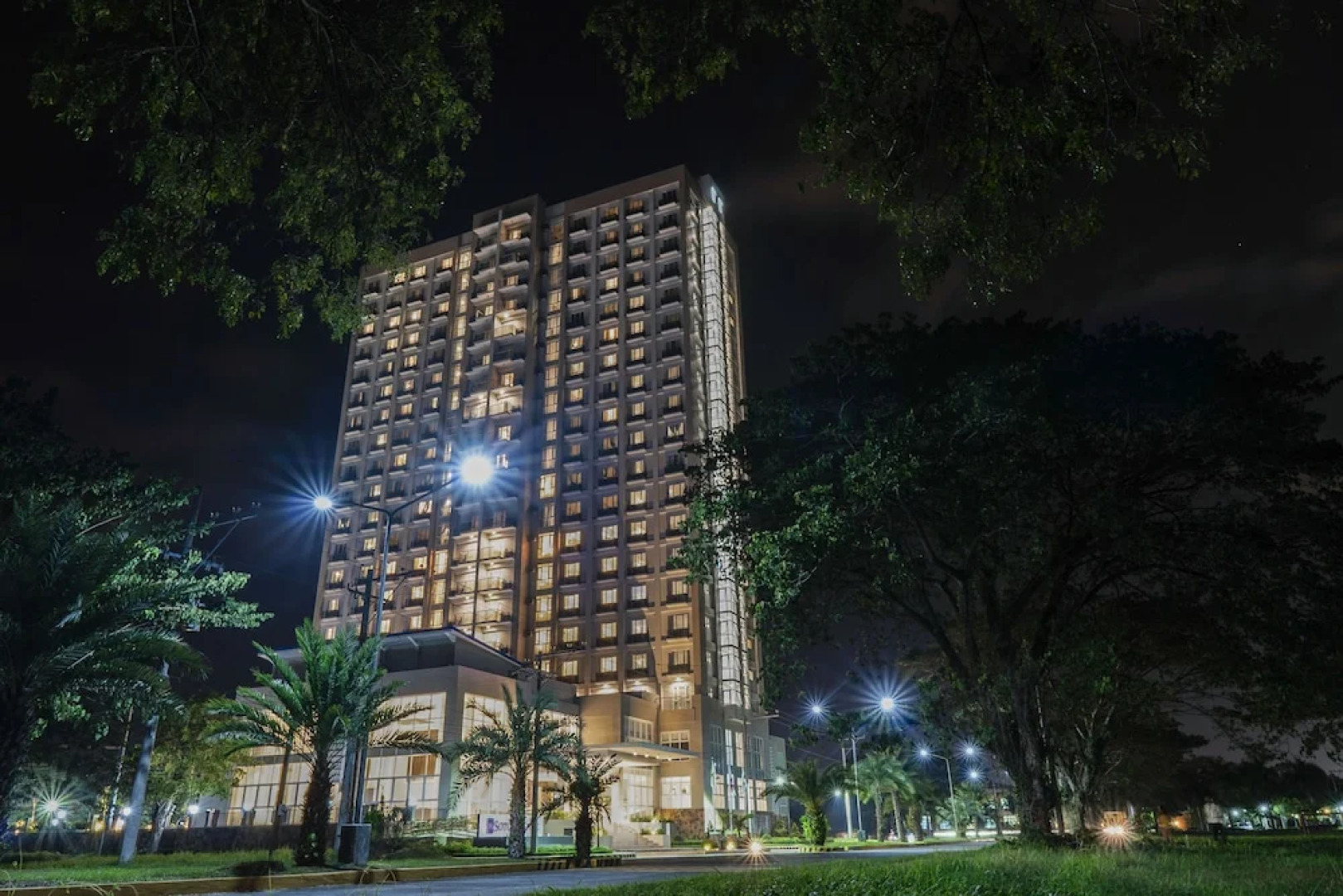 Sotogrande Davao Hotel