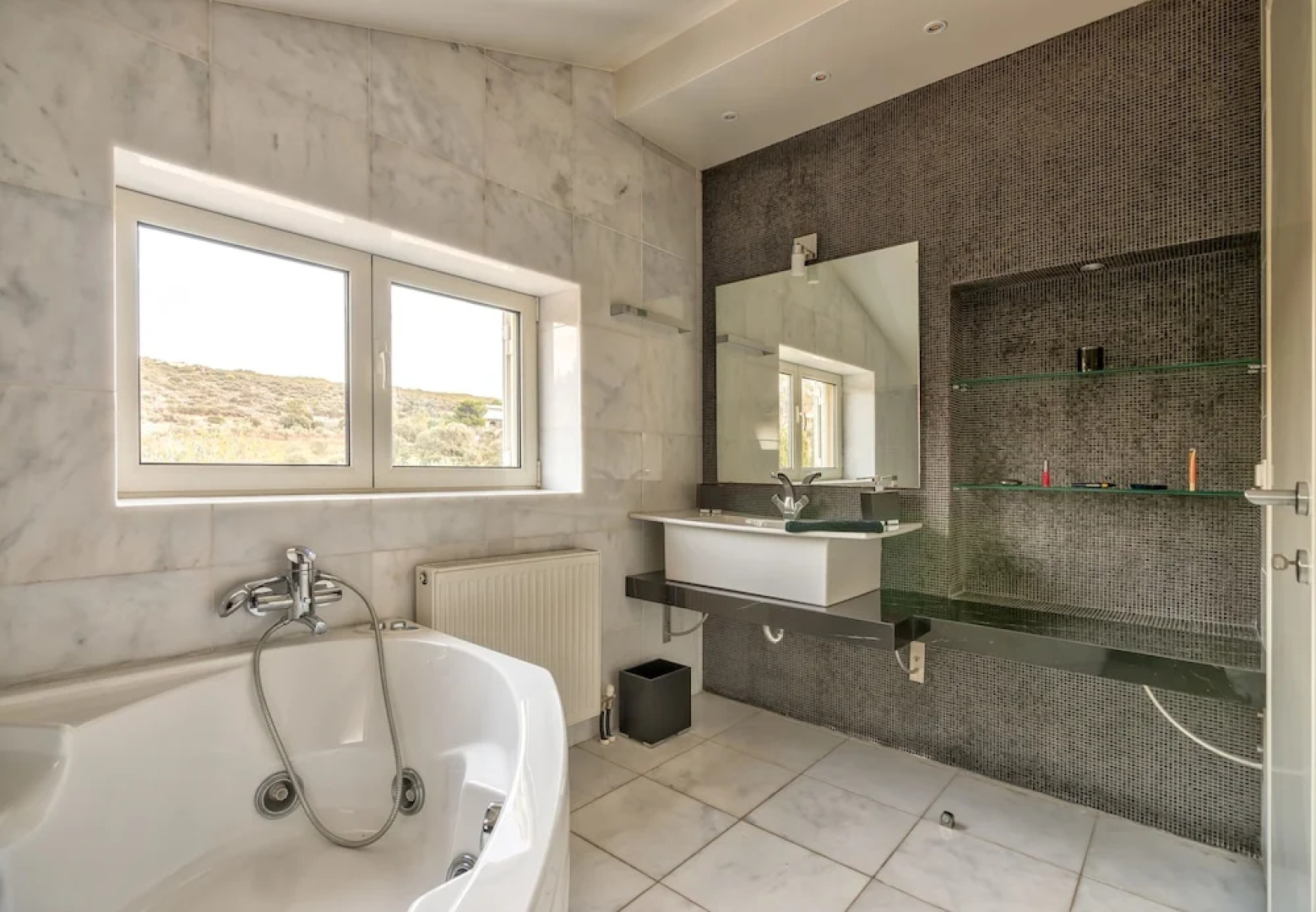 Legrena Beach Villa