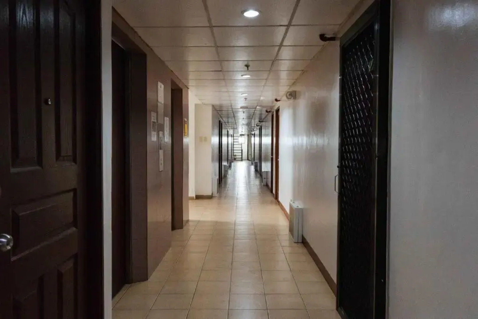 RedDoorz @ Moonwalk Paranaque