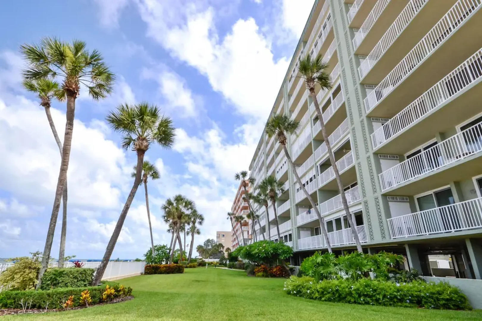 Sand Castle I 301 by Vtrips