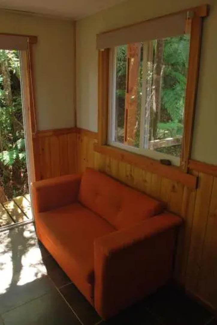 Chucao Bosque y Cabañas