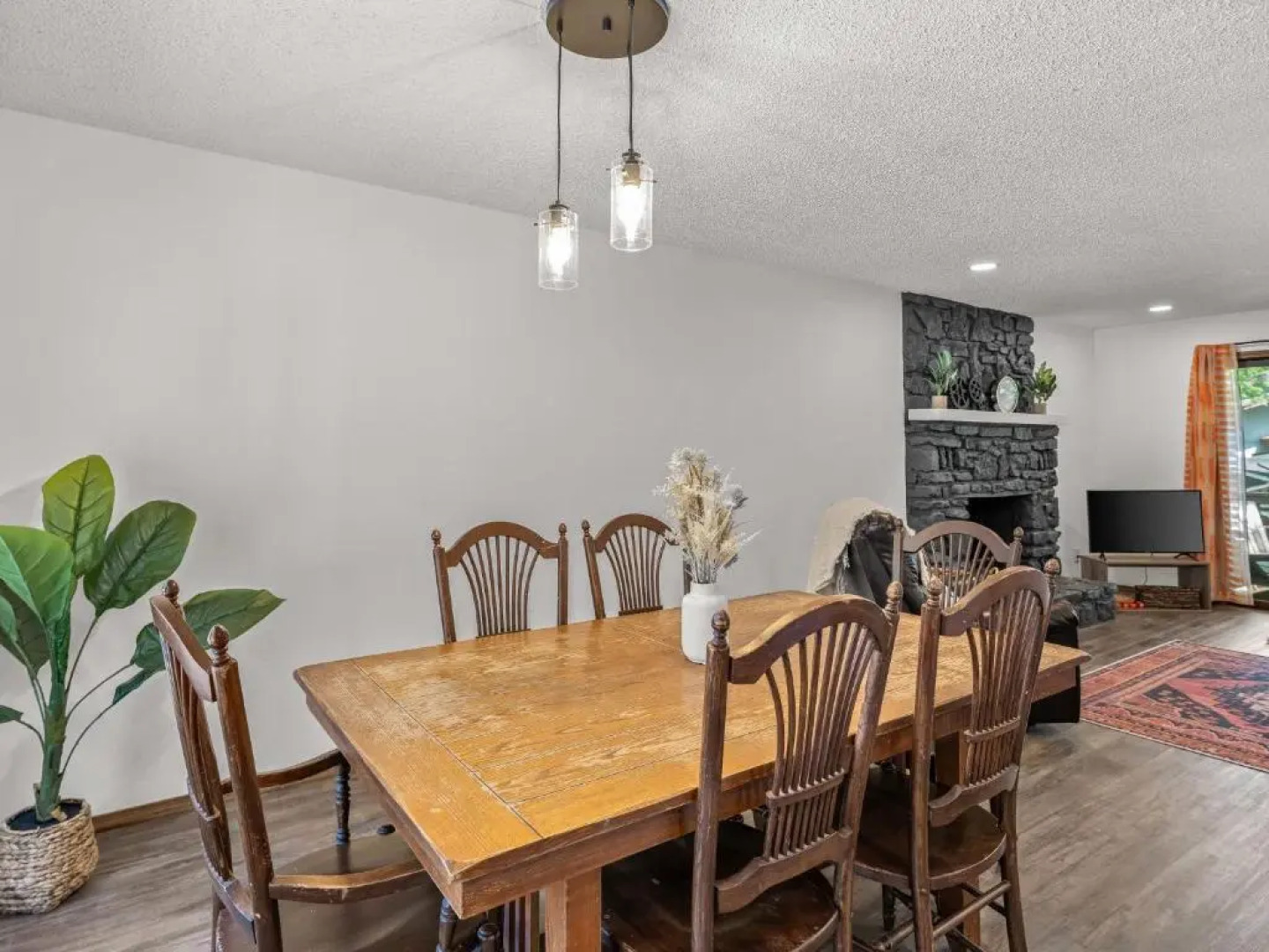 Lovely Oasis on Tunnel Vision Trail