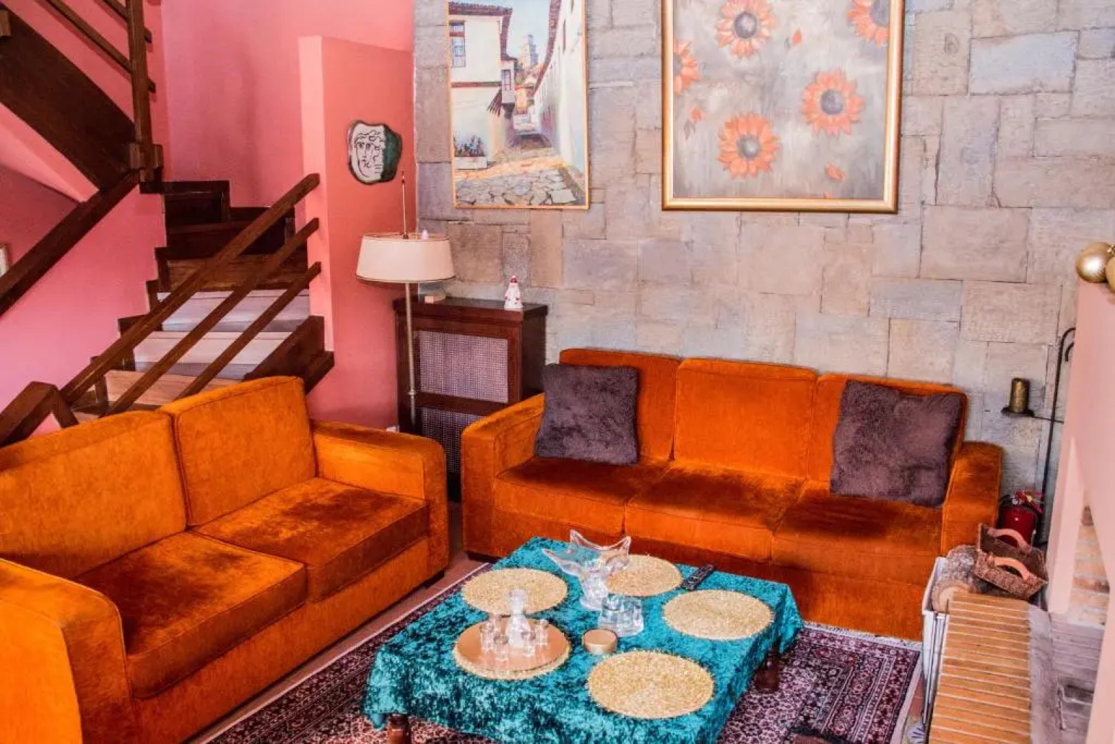 4-seasons pool villa near Meteora