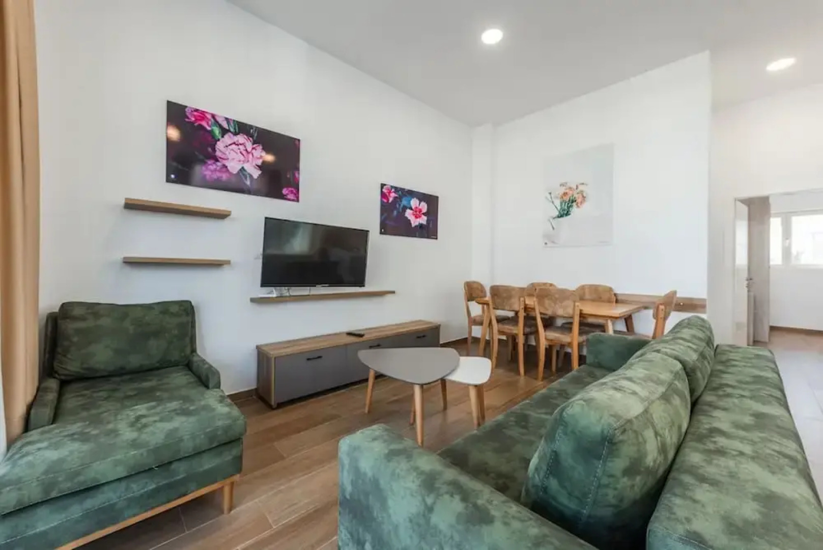 Garden View Apartment - Karafili