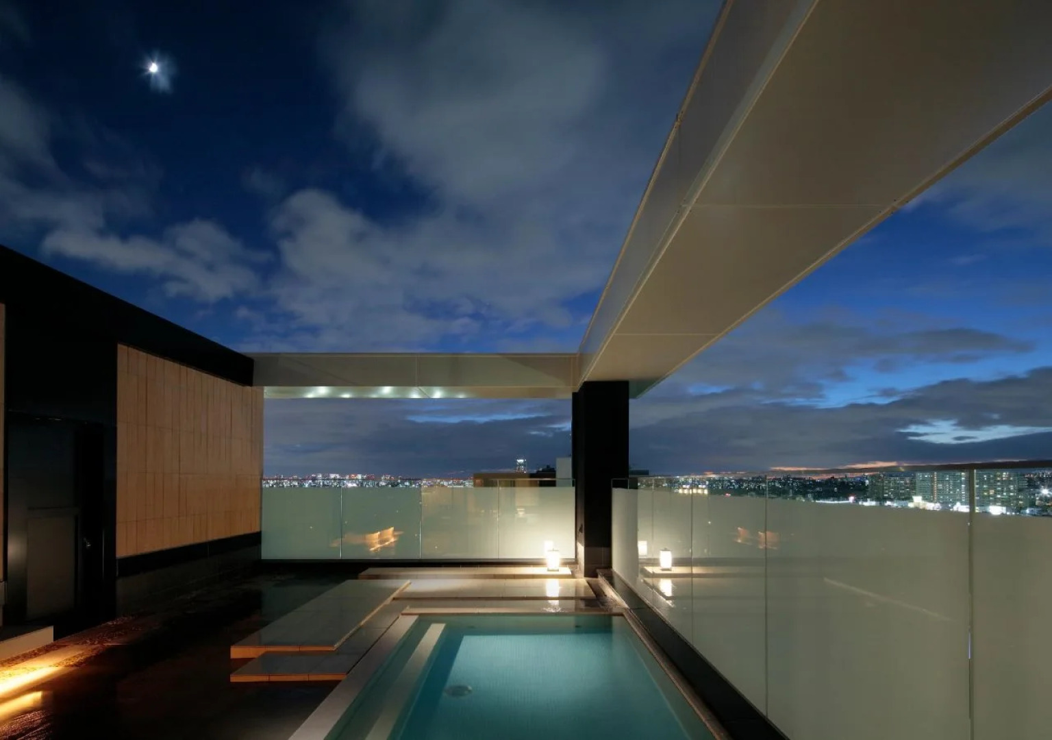 Candeo Hotels Osaka Kishibe