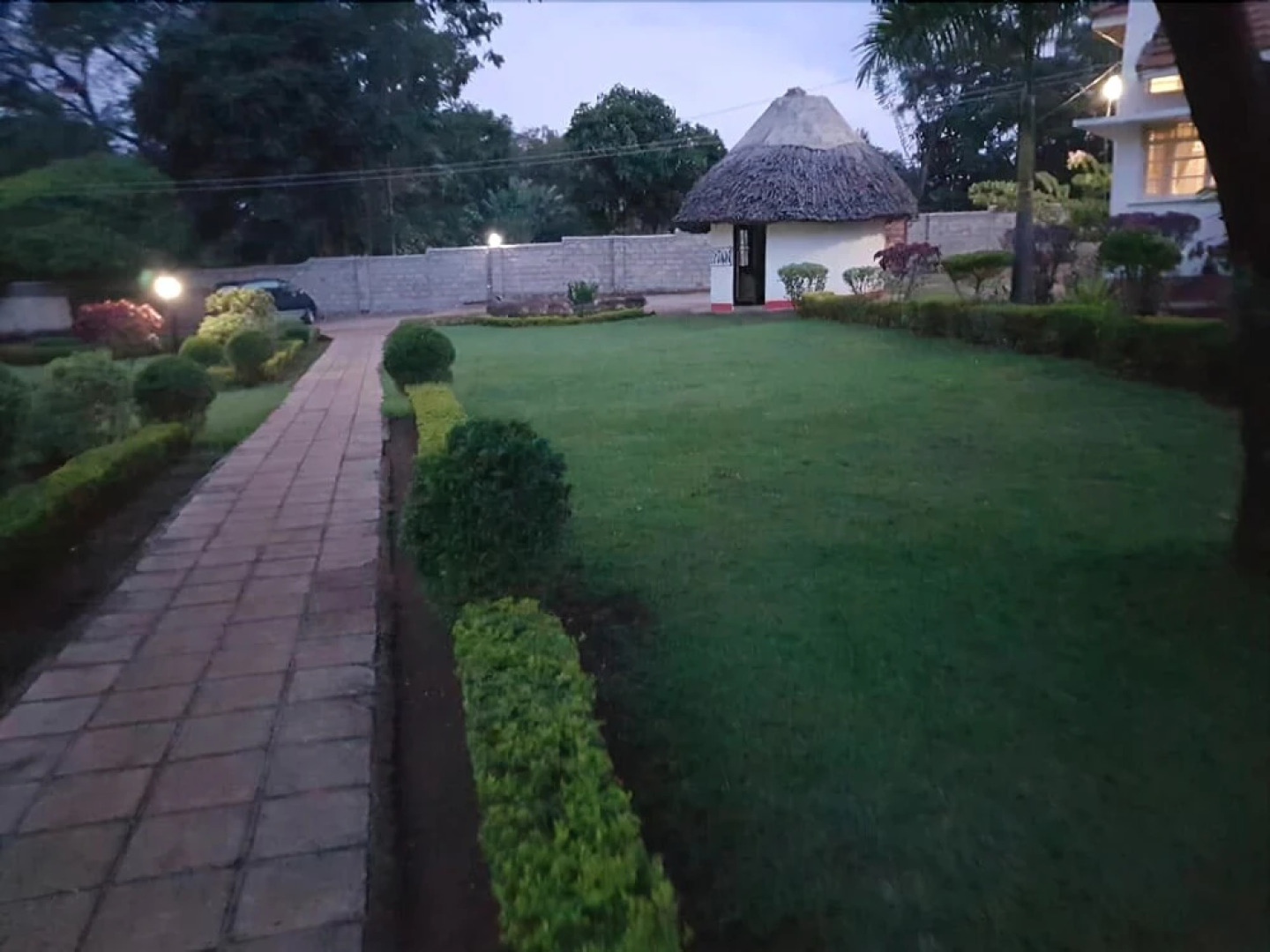 Le Roc Royale - Tororo