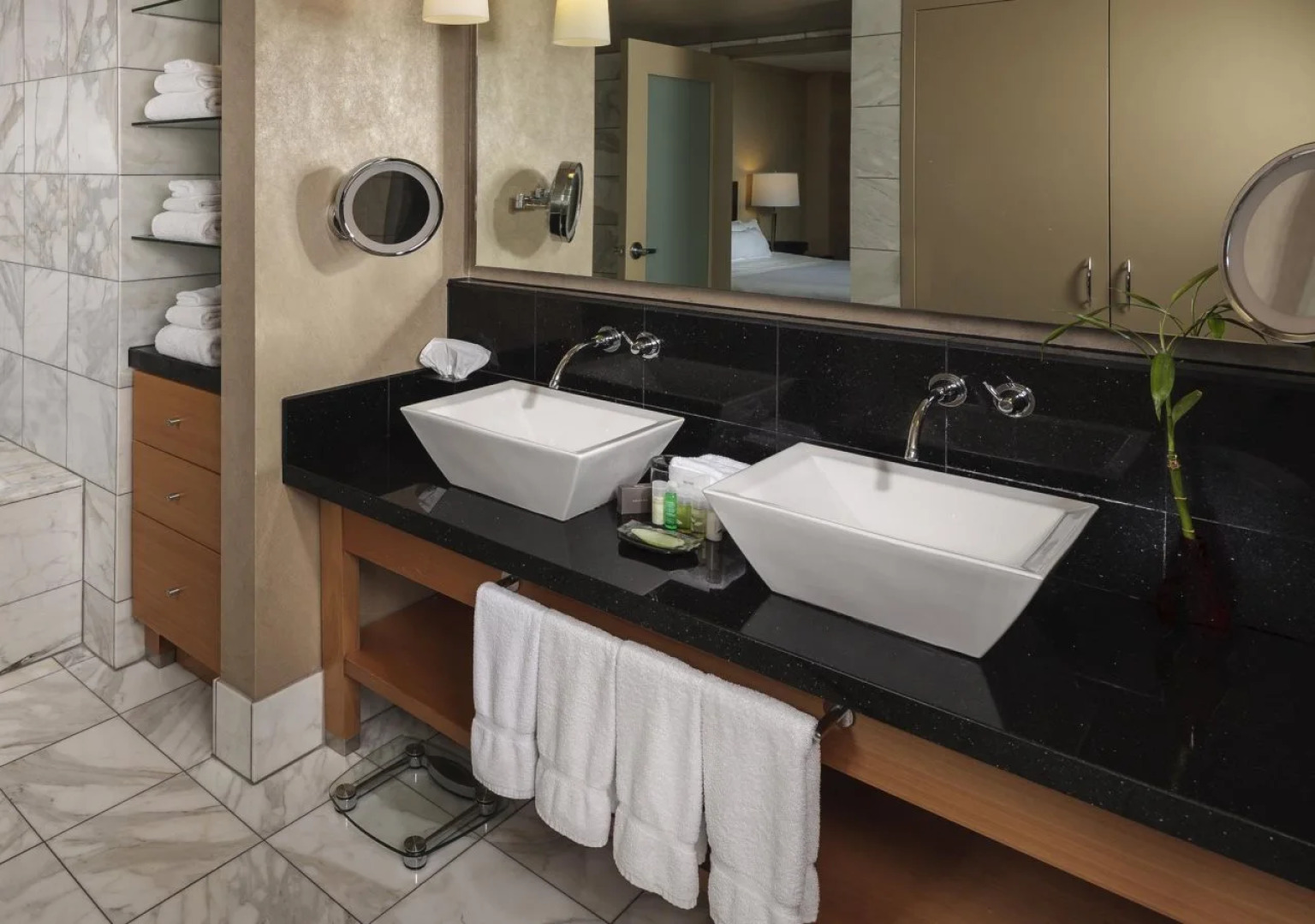 The Westin Detroit Metropolitan Airport