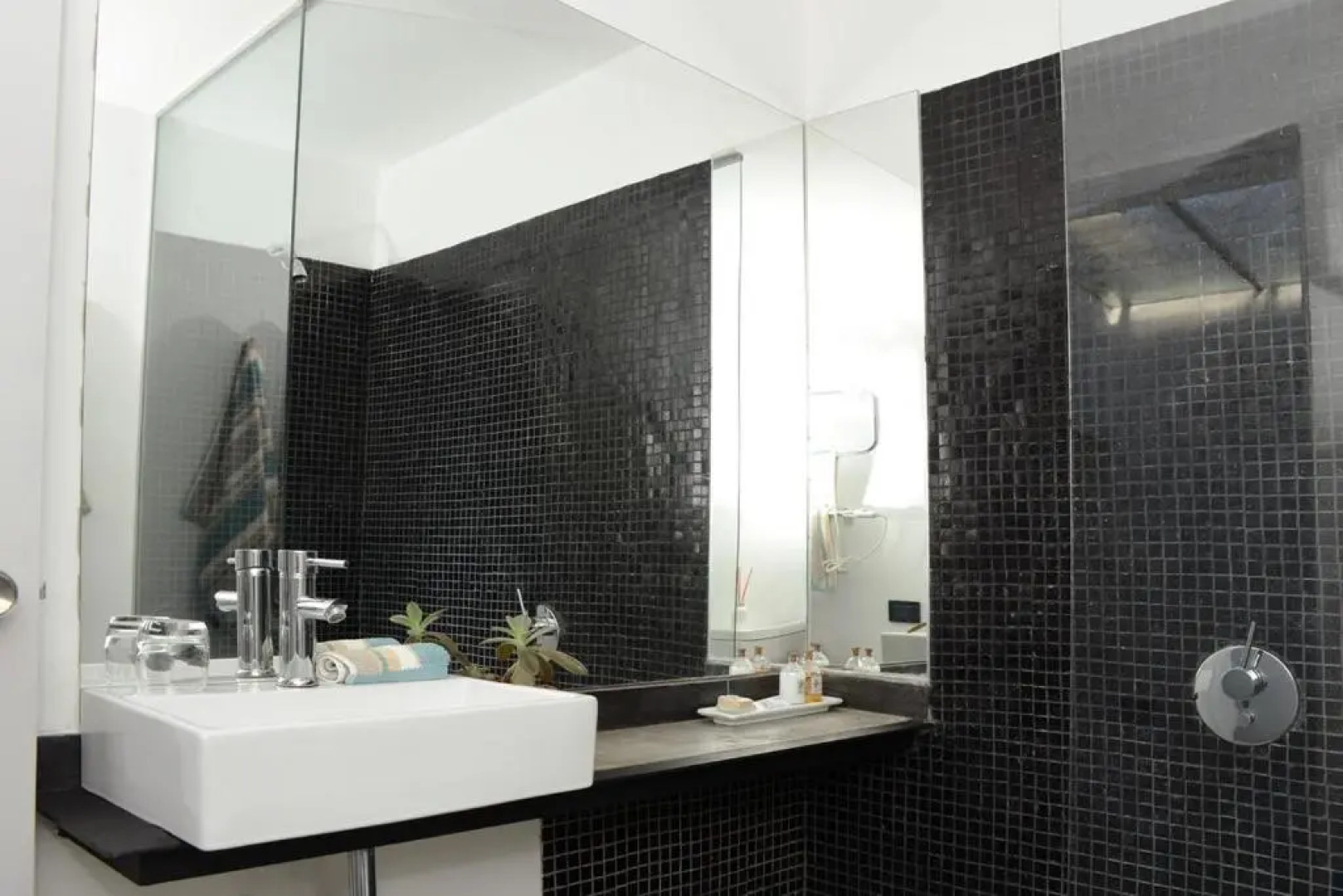 Las Glicinas Boutique Apartments