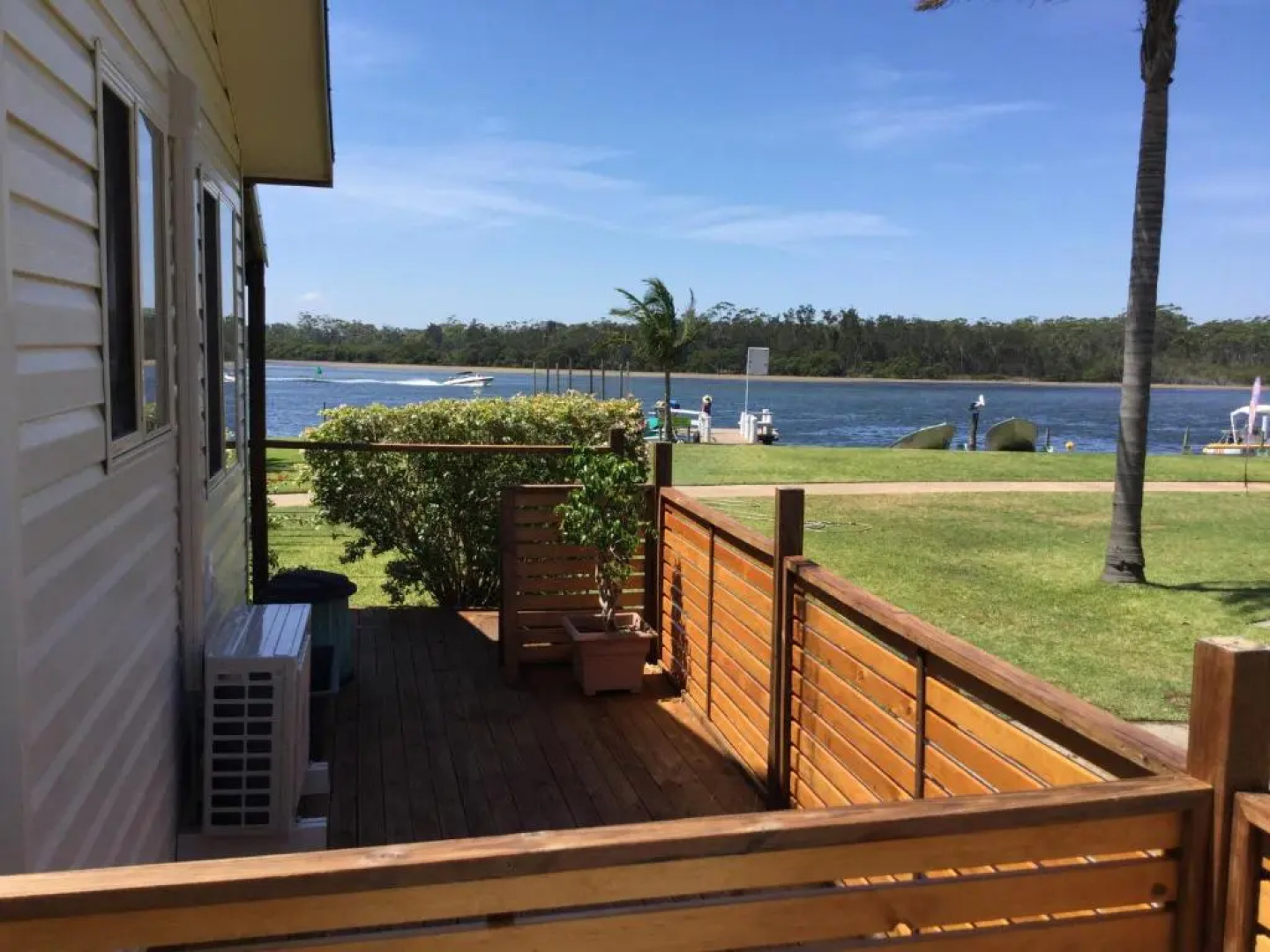 Riviera Caravan Park