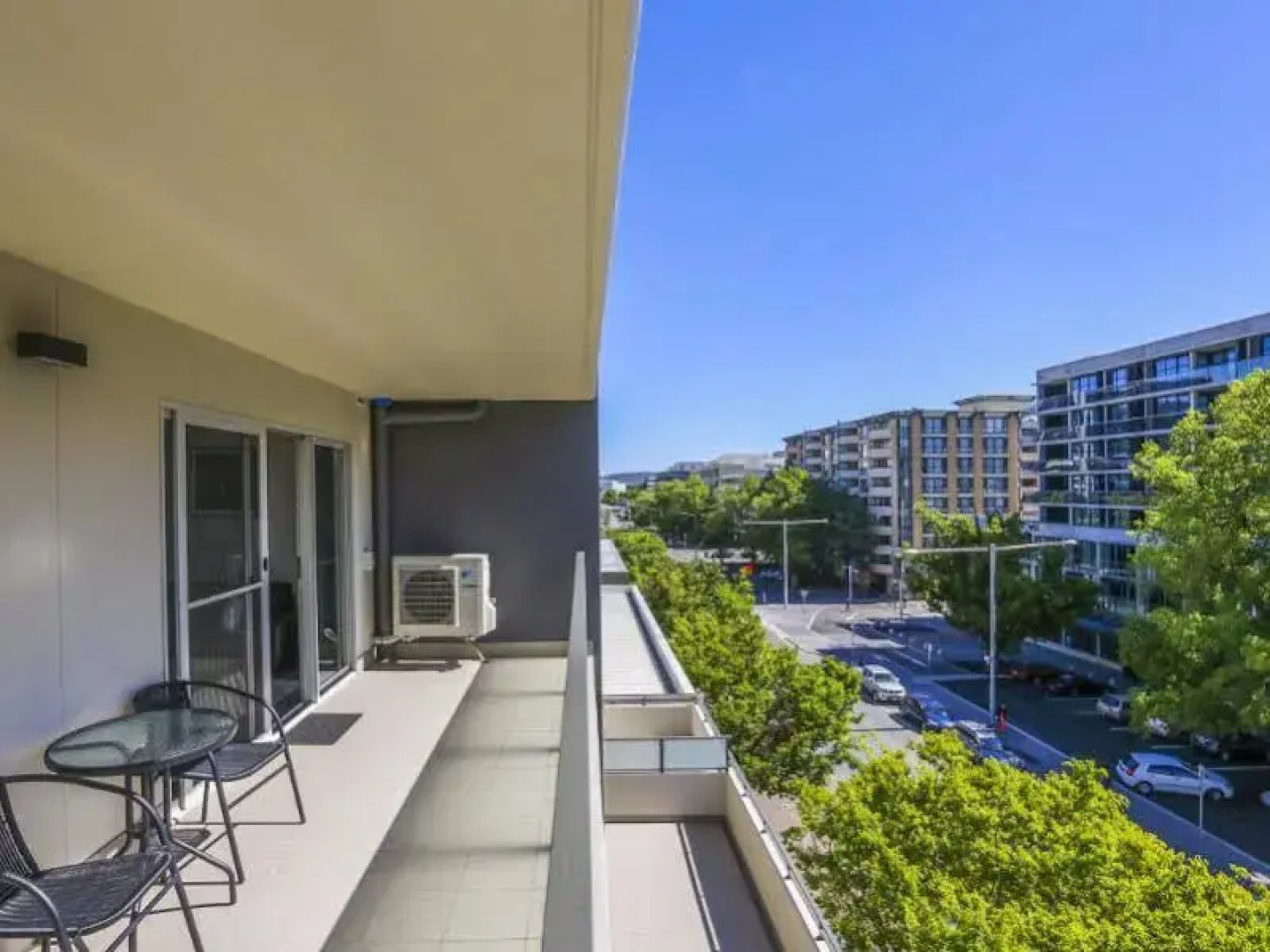 Accommodate Canberra - Braddon 33