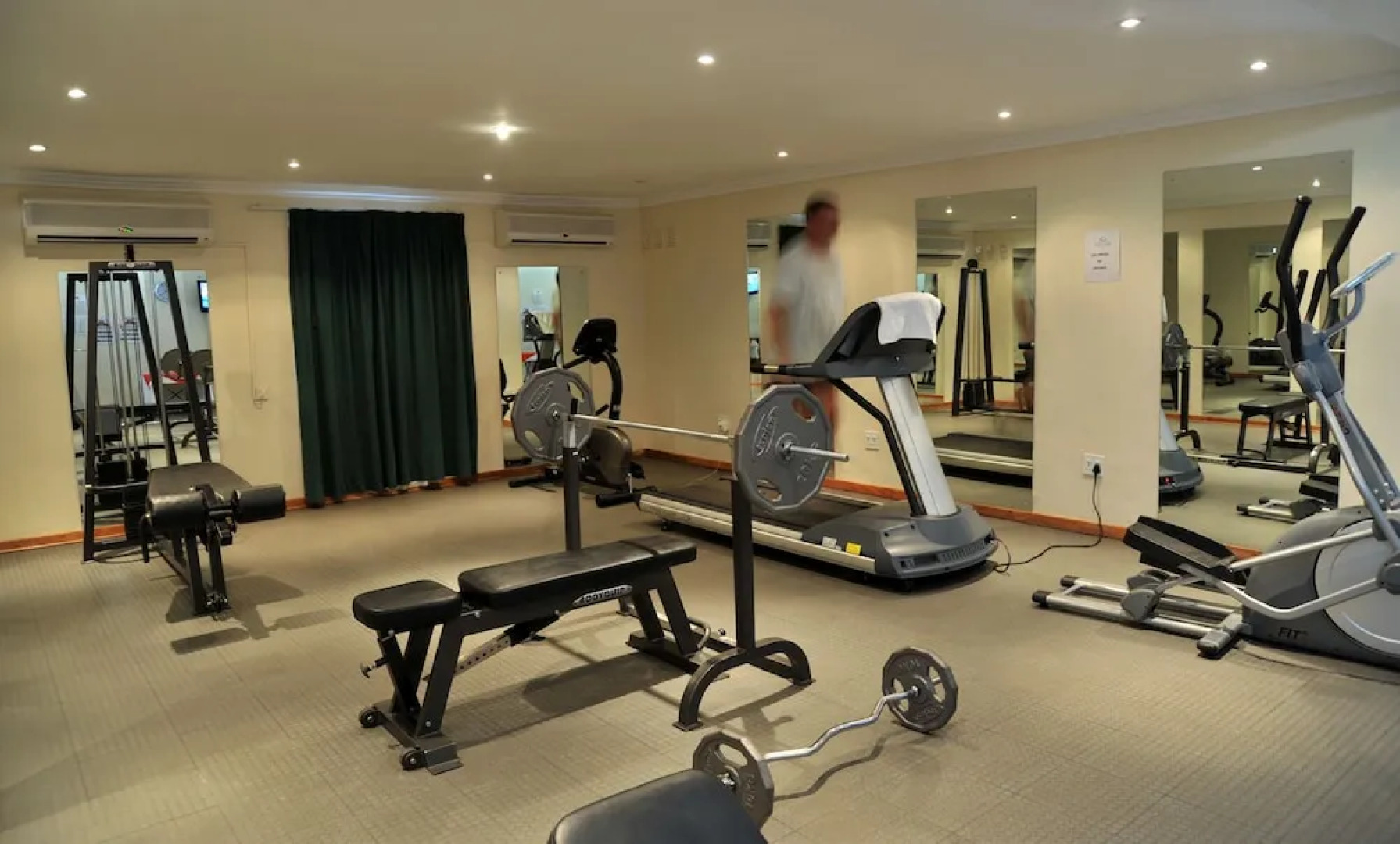 Cresta Marang Gardens Hotel