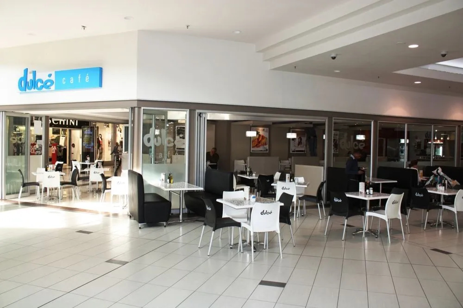 Hillside Executive Accommodation Maerua Mall