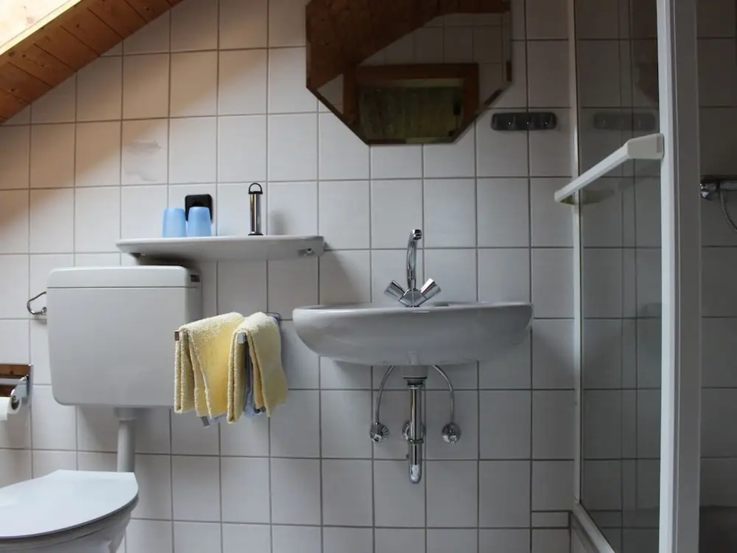 Idyllic Apartment with Balcony, Garden, Bbq, Fireplace