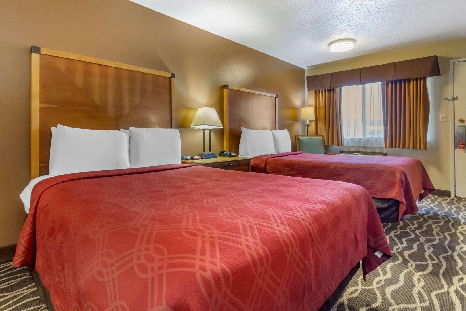 Cedars Inn Ellensburg