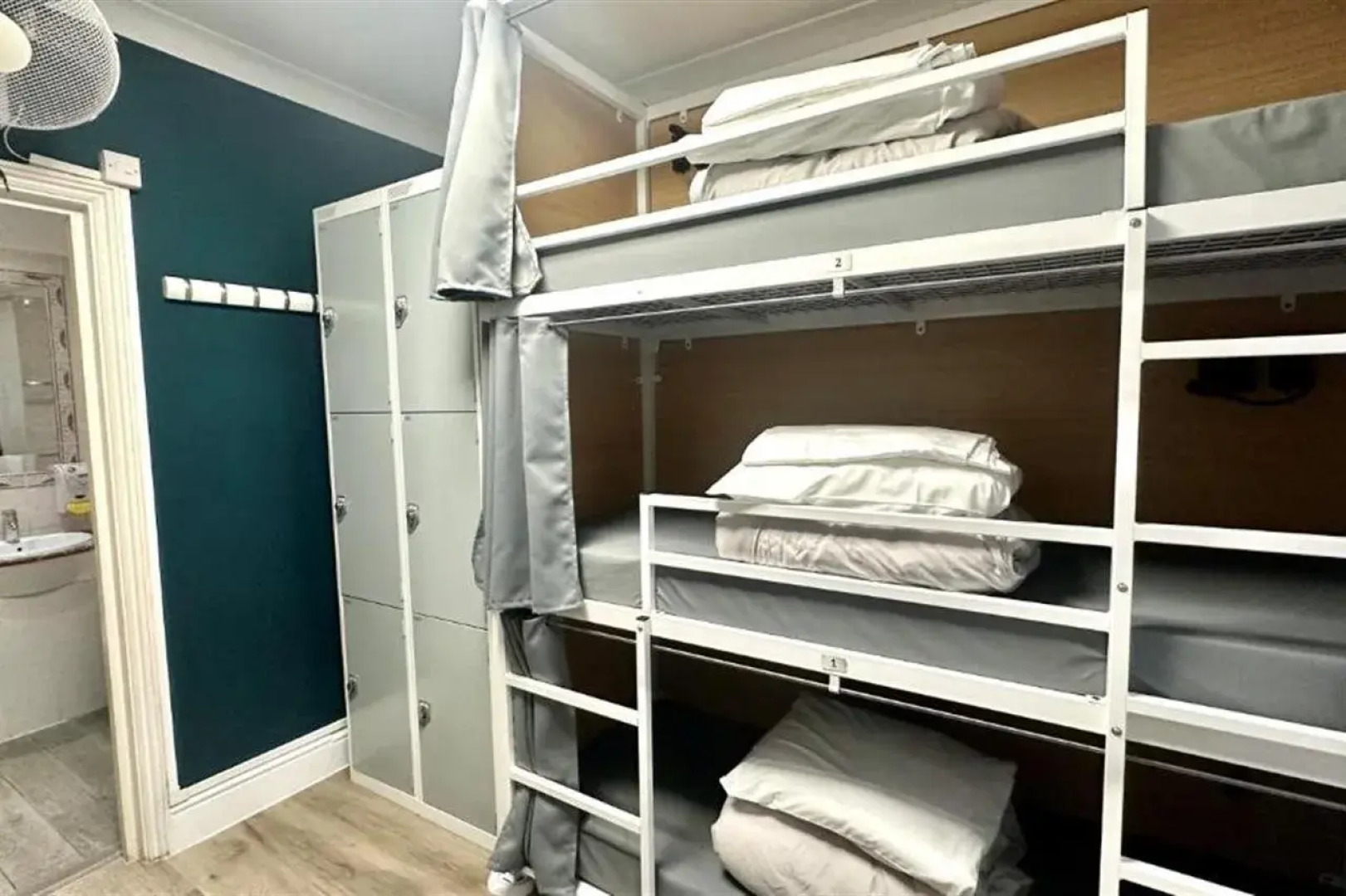 Smart Hyde Park View - Hostel