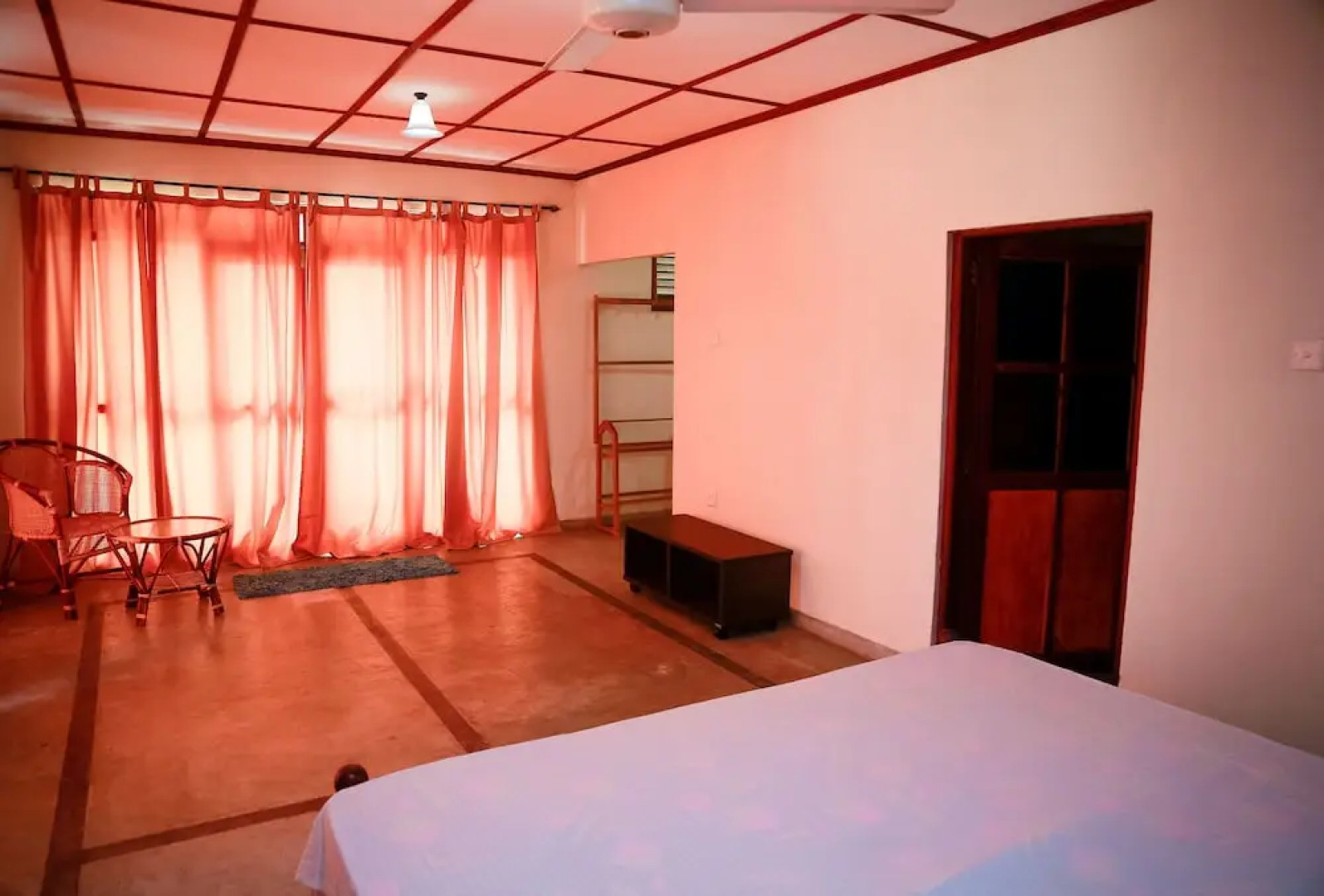 White House Hotel Kosgoda