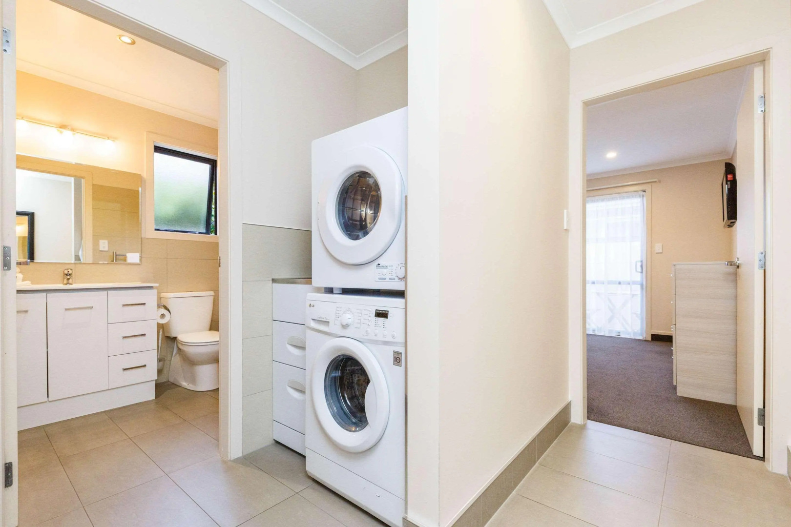 Kauri Court Motel and Apartments