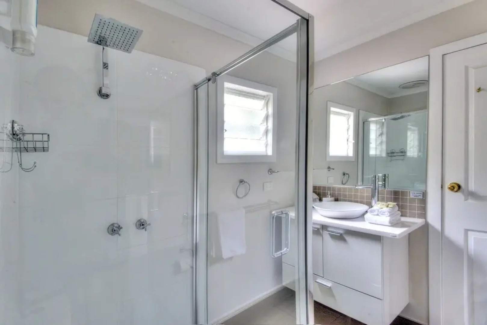 Freycinet Sanctuary at Oyster Bay