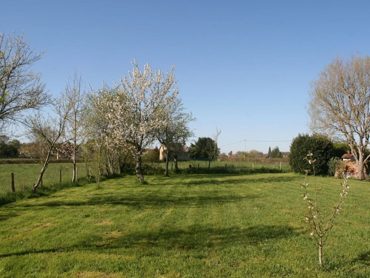 Farmhouse in Fours With Courtyard, Terrace, Fenced Garden