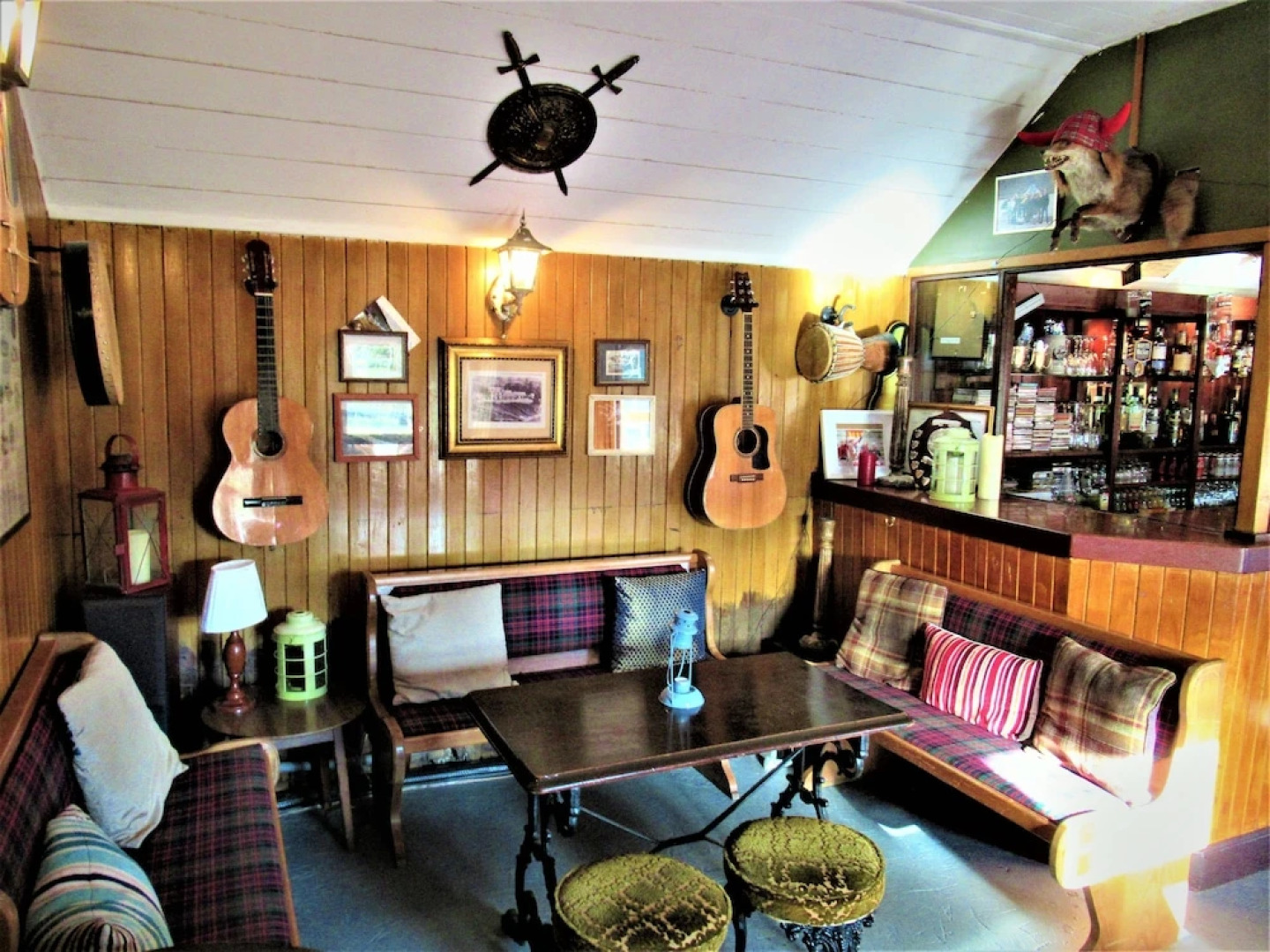 Invershin Hotel Bunkhouse & Bar