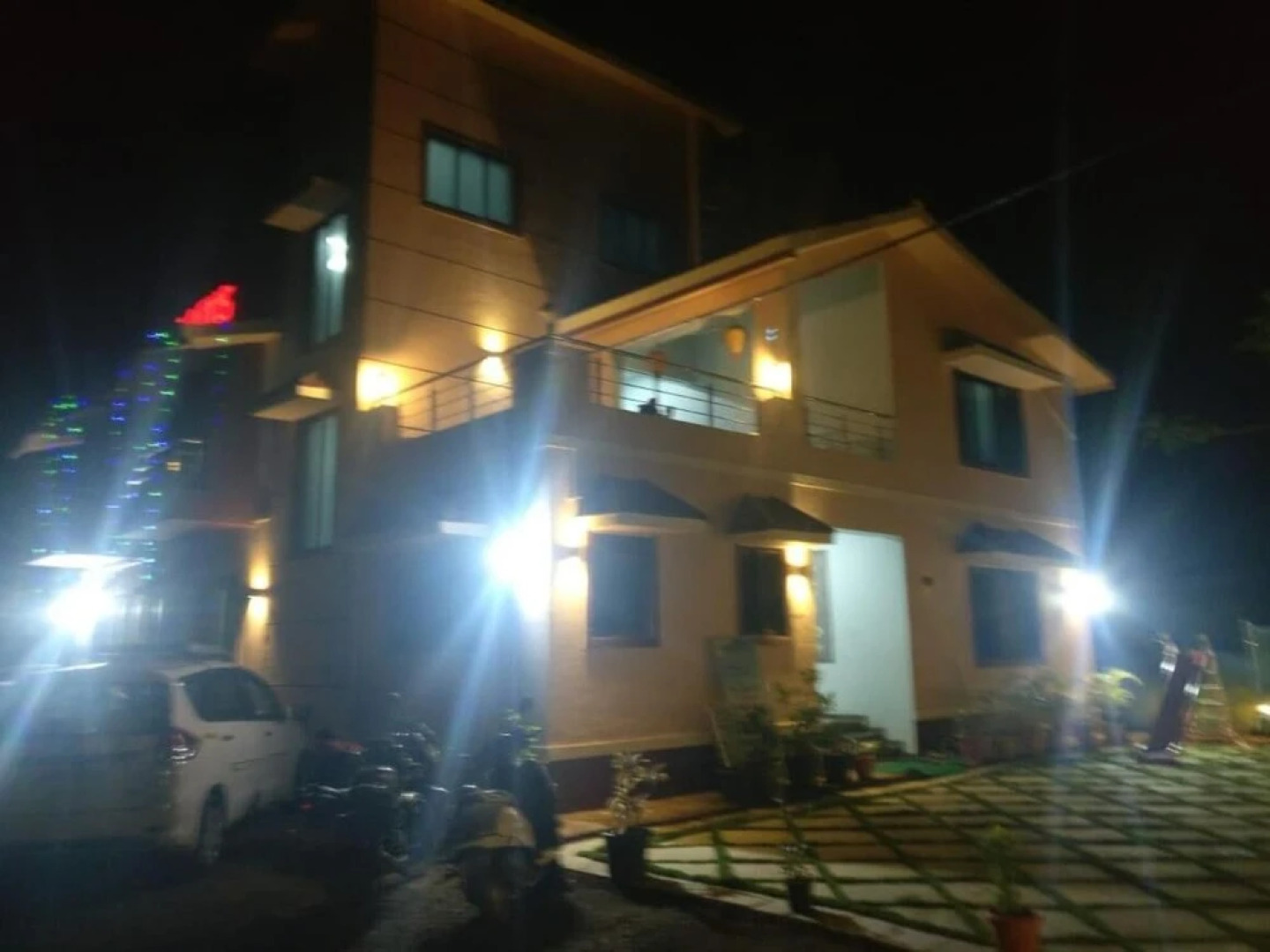 Lotus The Lake view Resort