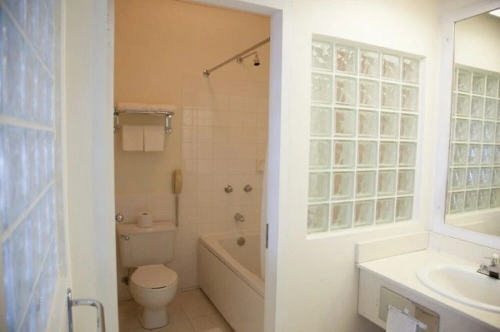 Grand View Beach Hotel