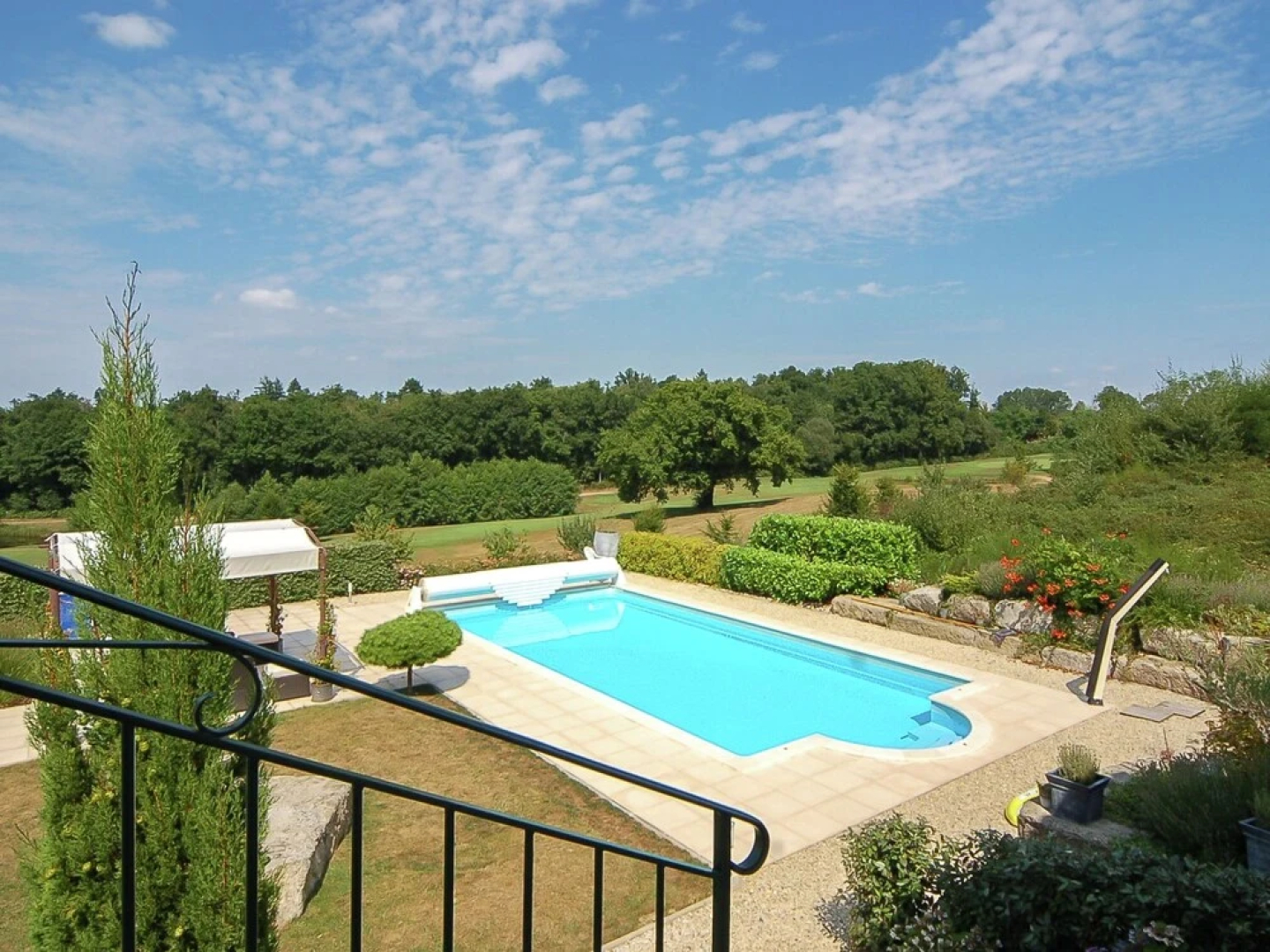 Spacious Luxury Villa With Private Heated Pool at an Golf Course