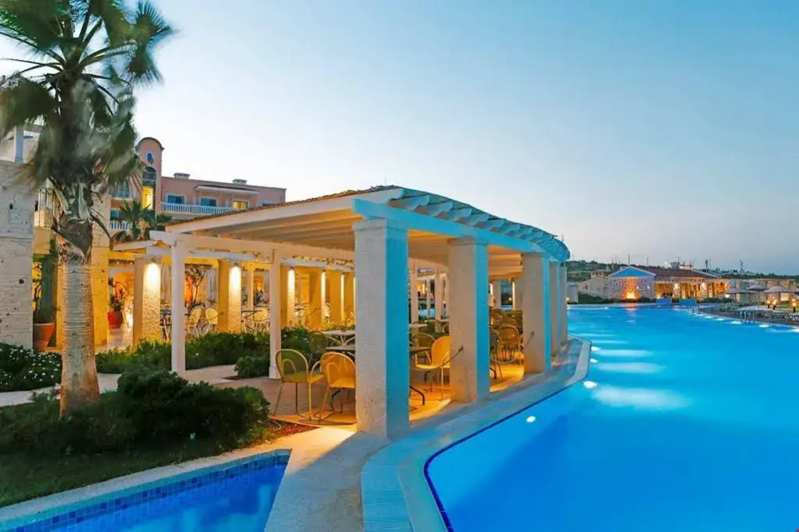 Porto Beach Resort Exclusive Alacati - Half Board