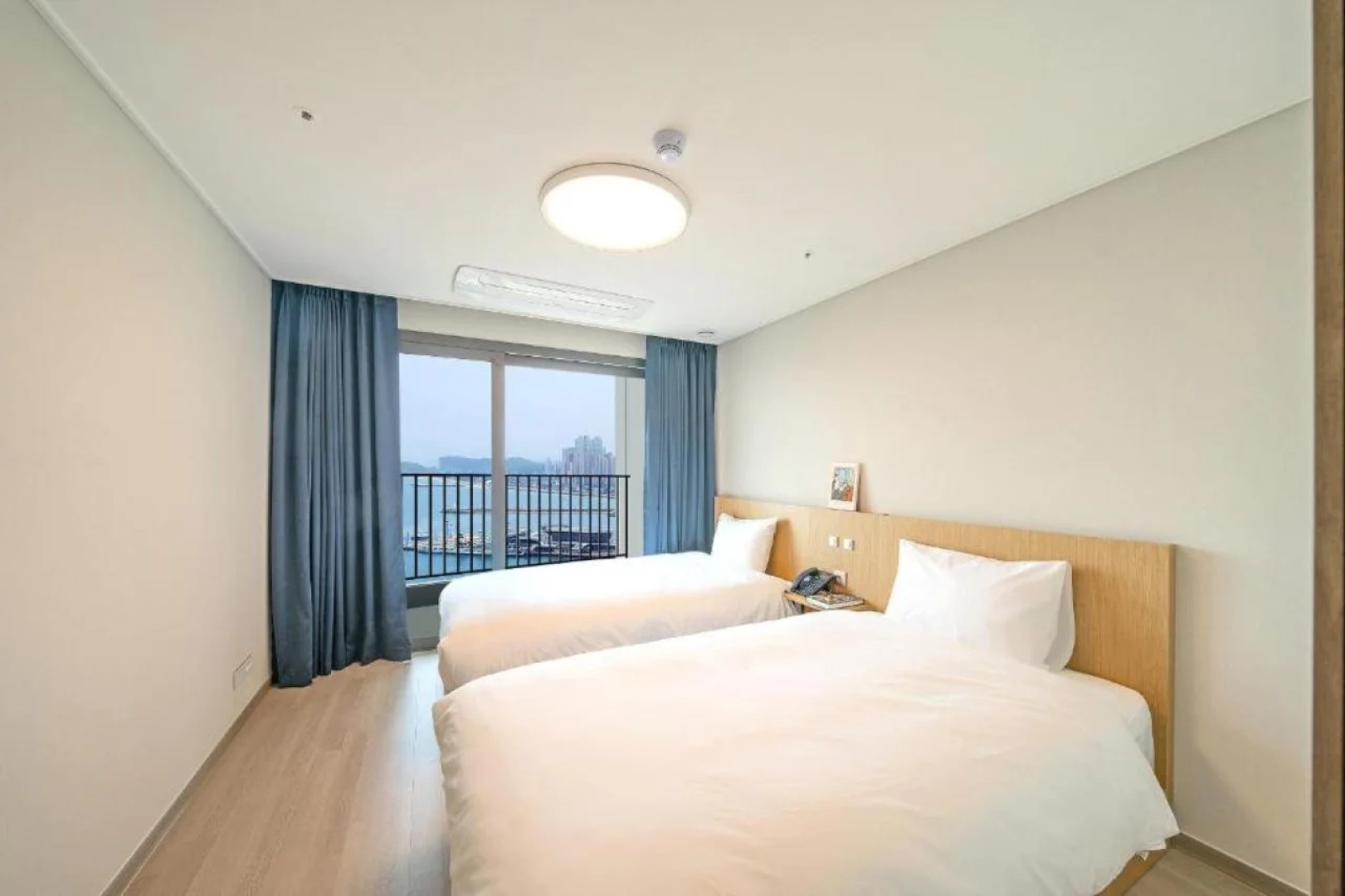 Sokcho I Park Suite Hotel and Resort