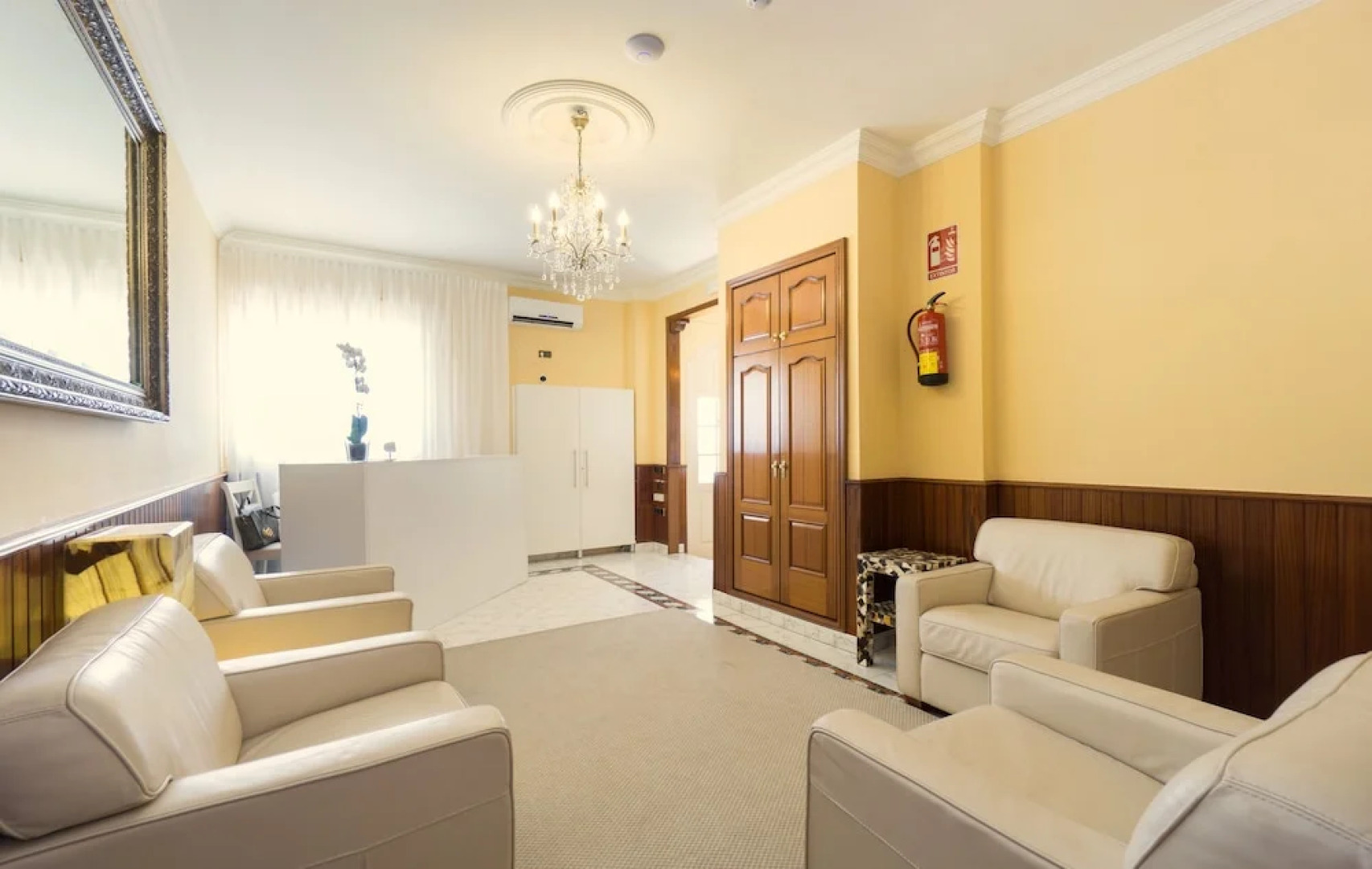 Aparthotel La Palmera