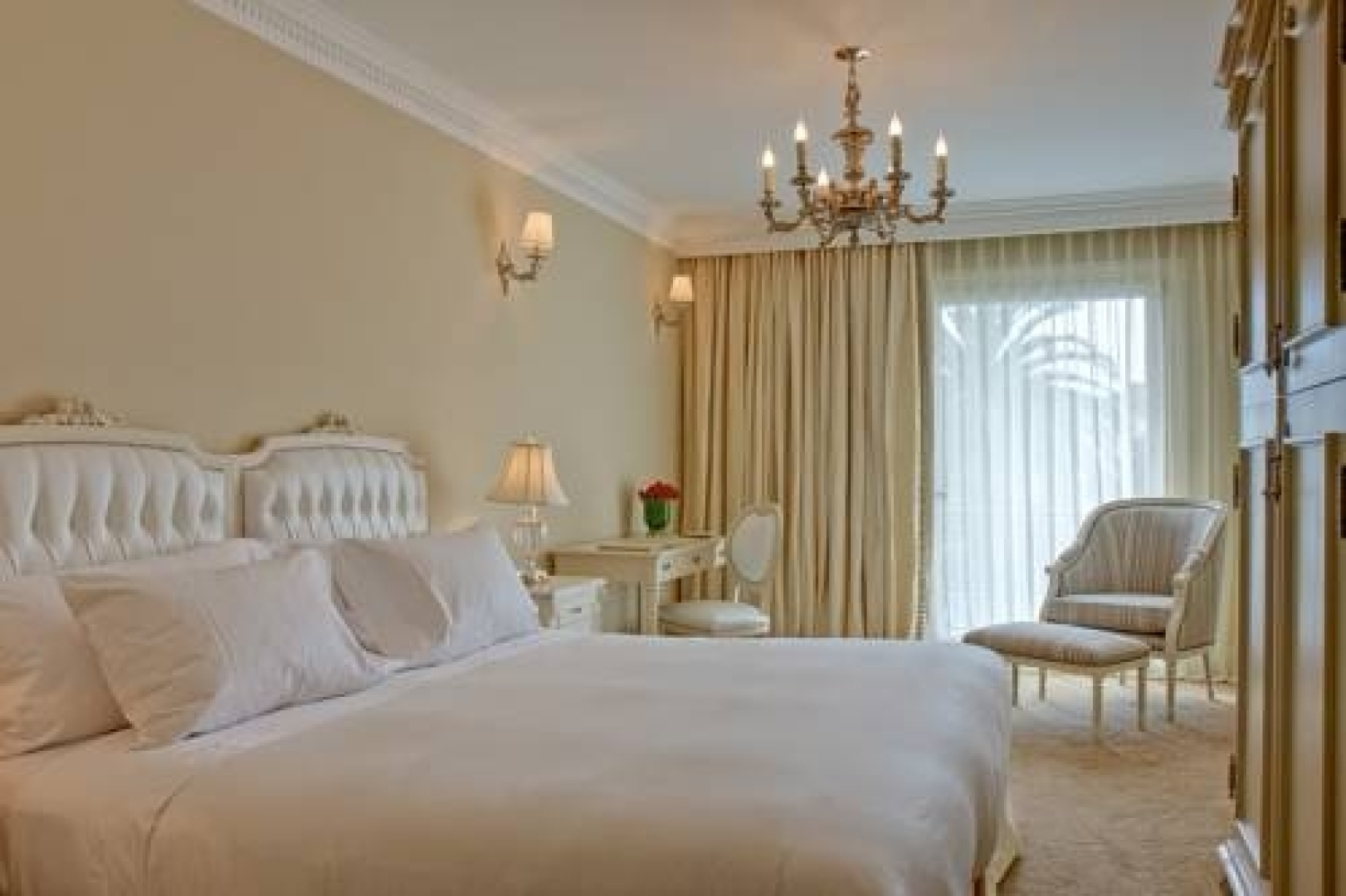 Sainte Jeanne Boutique & Spa