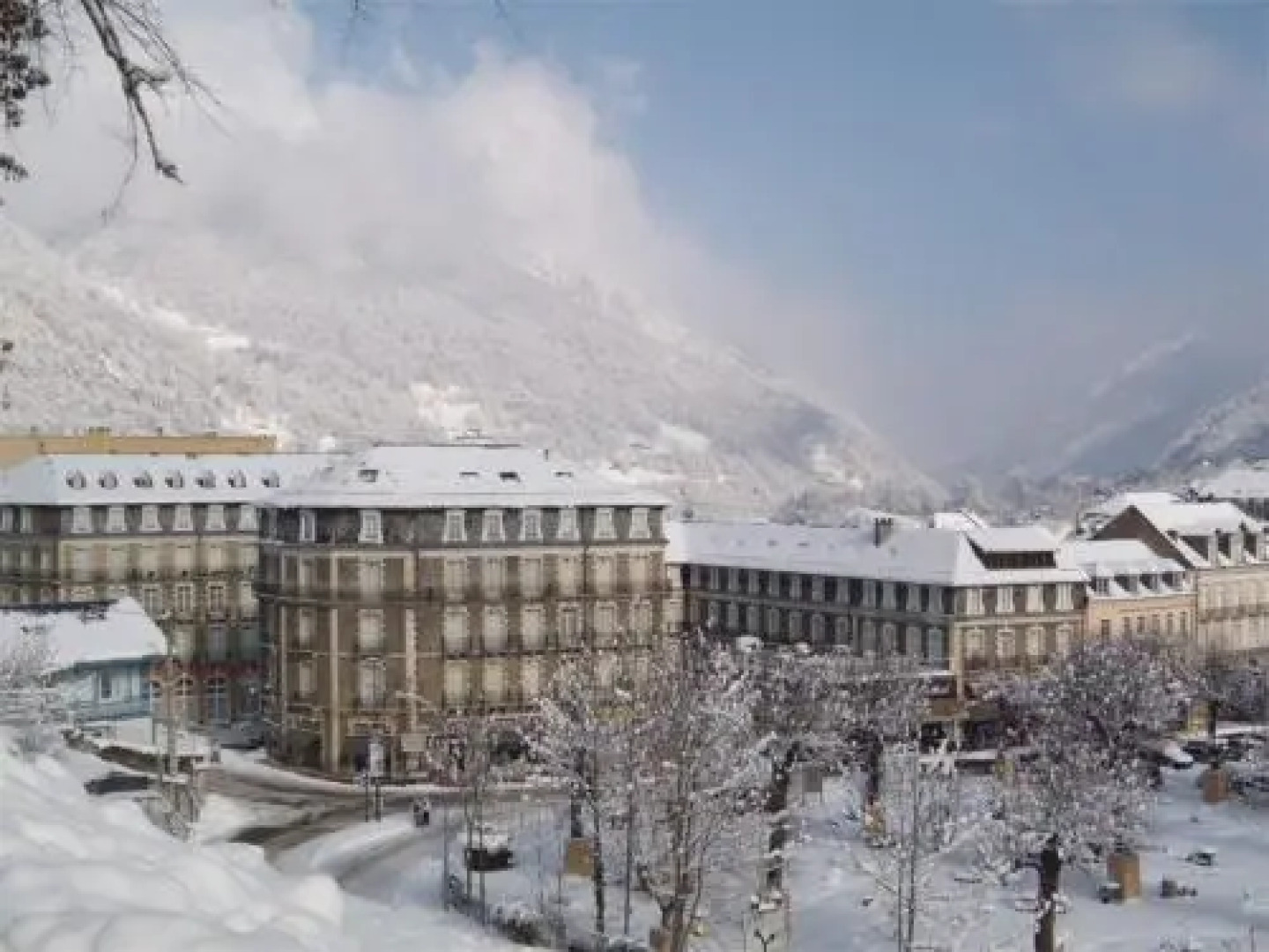 Appartement Cauterets, 2 pièces, 6 personnes - FR-1-234-140