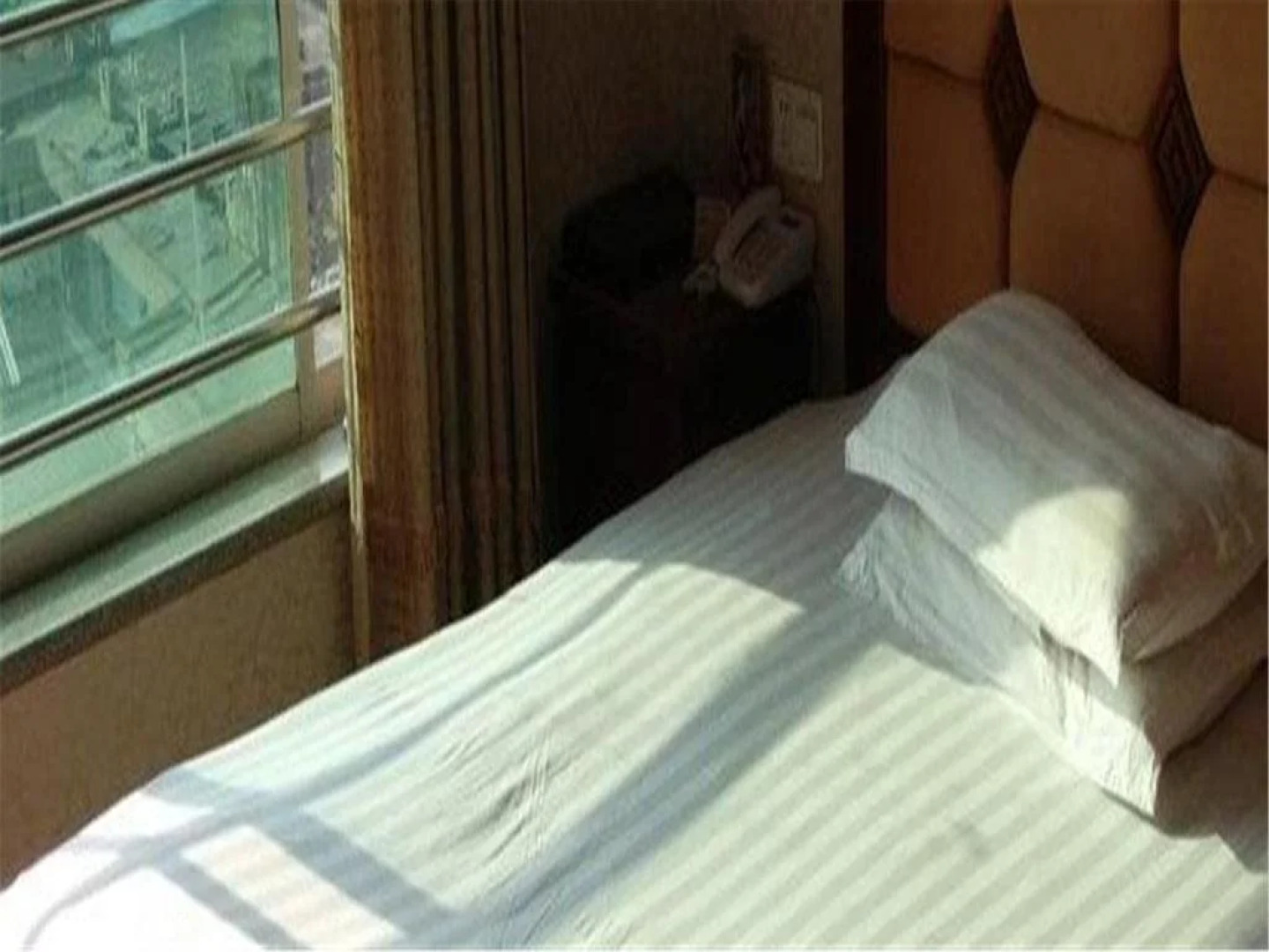 Ji'an Business Hotel