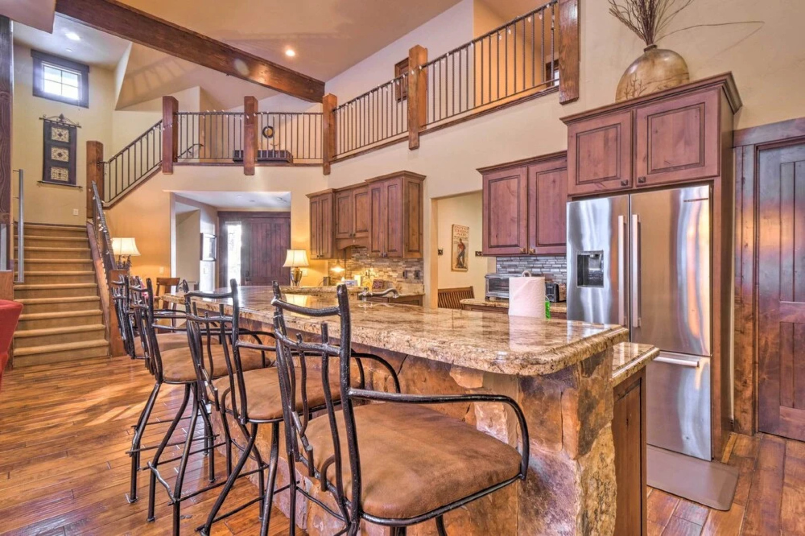 Blue River Home w/ Hot Tub, 6 Mi to Skiing!