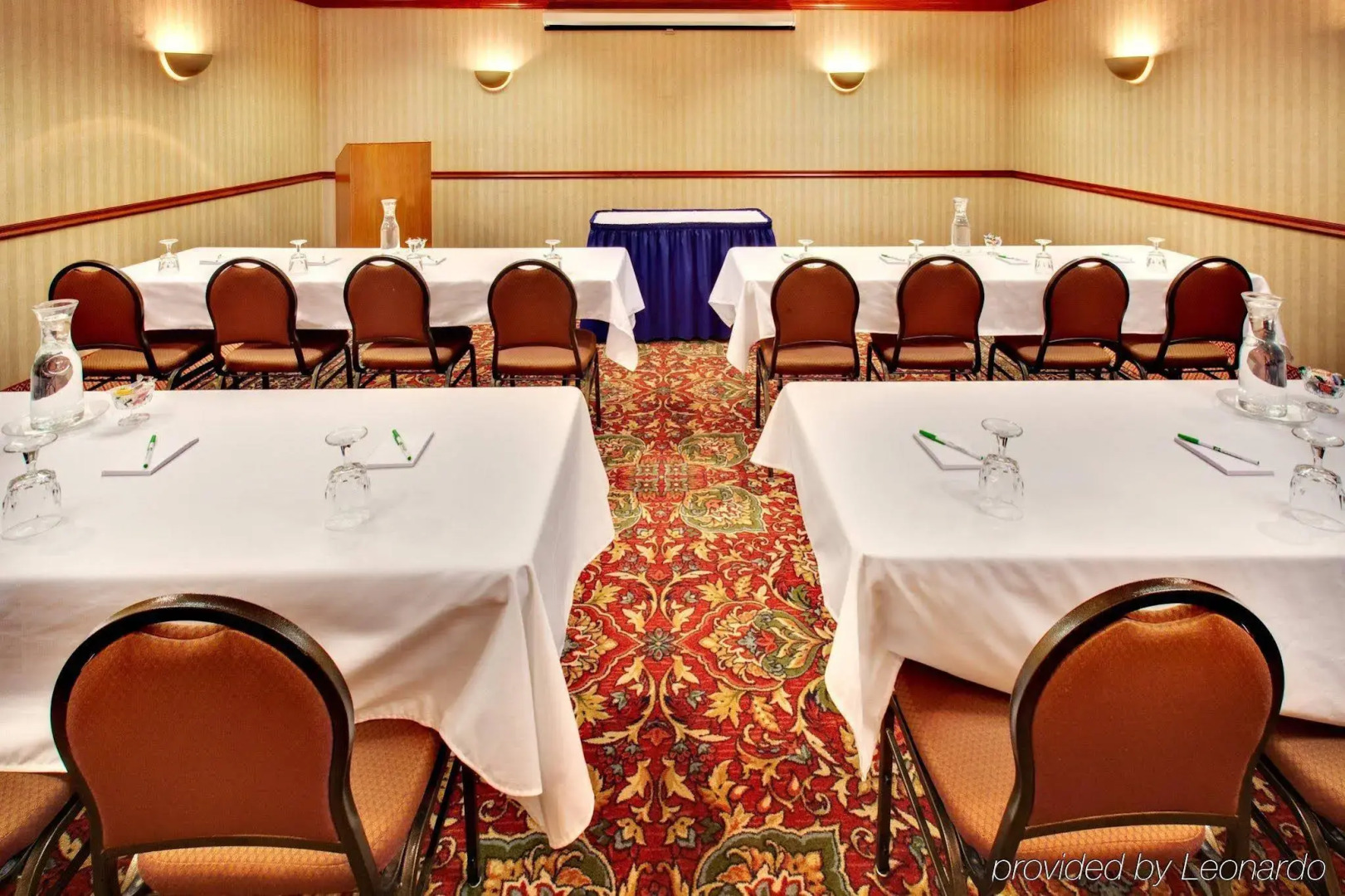 DoubleTree by Hilton Sioux City