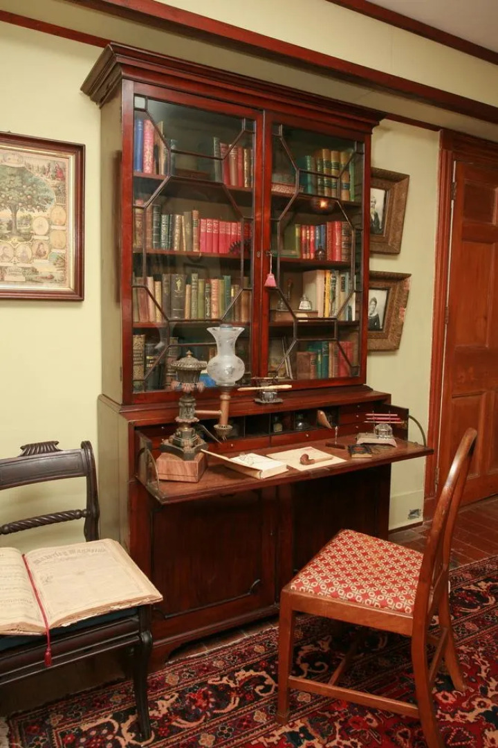 The Elms Bed and Breakfast