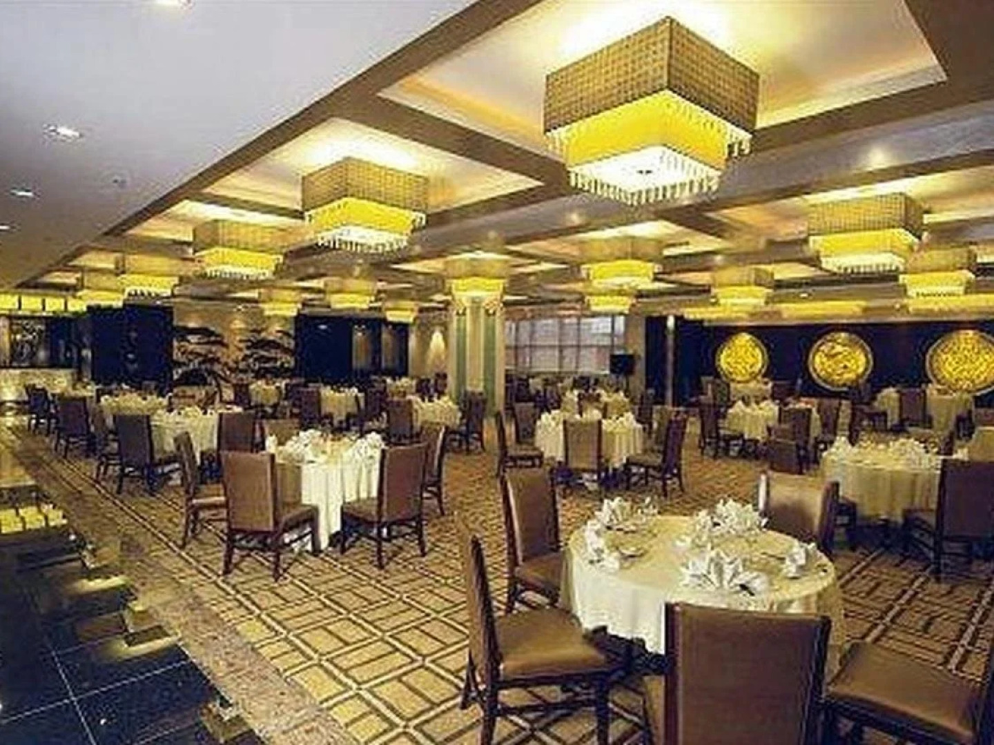 Golden Diamond Hotel
