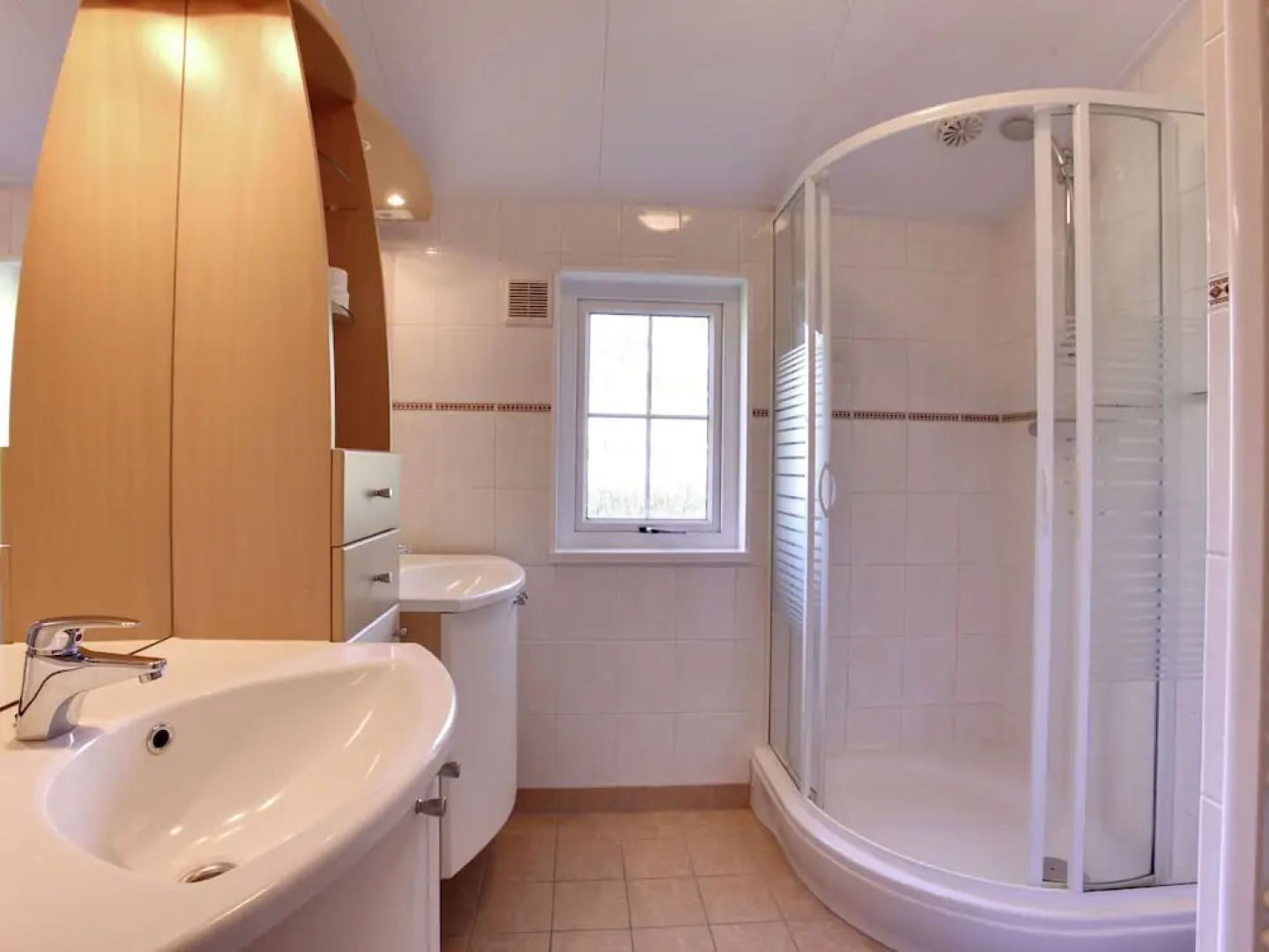 Cozy Holiday Home with Dishwasher near Zwolle