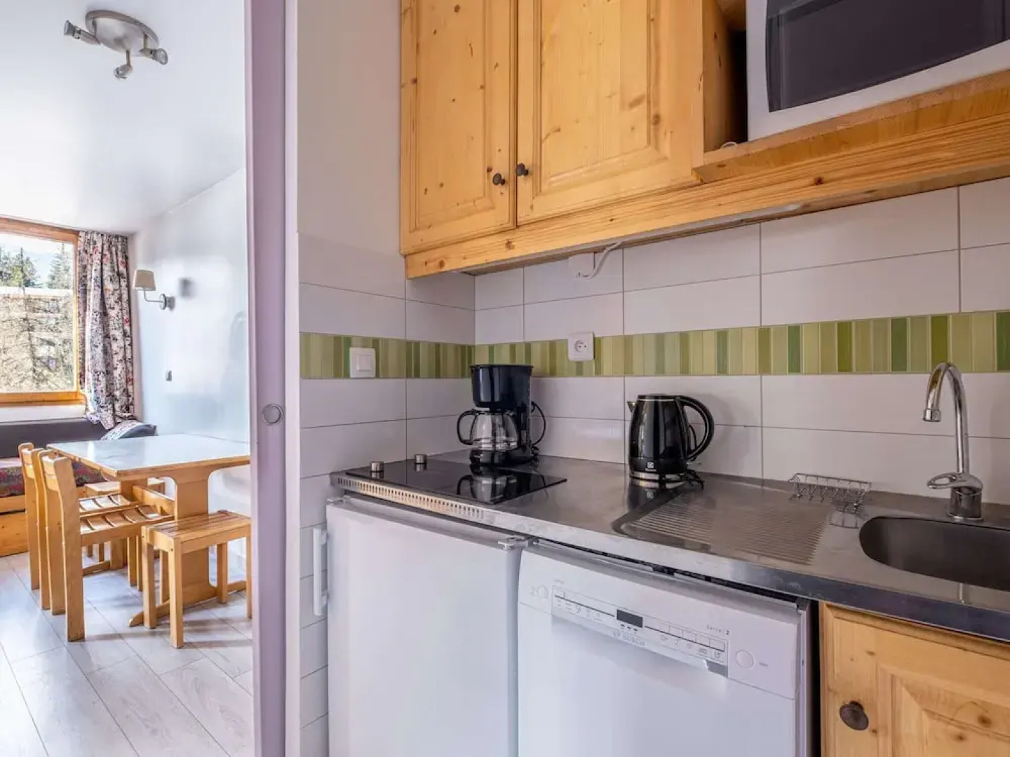 Studio in France With Ski Slope Access