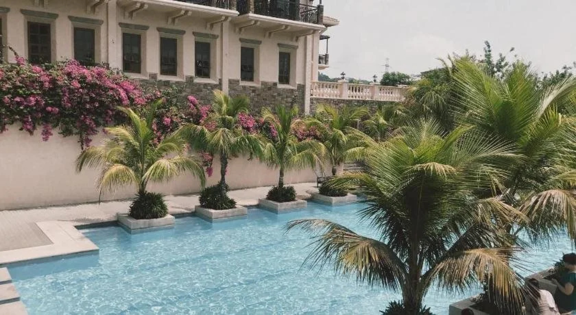 MC Mountain Home Apartelle