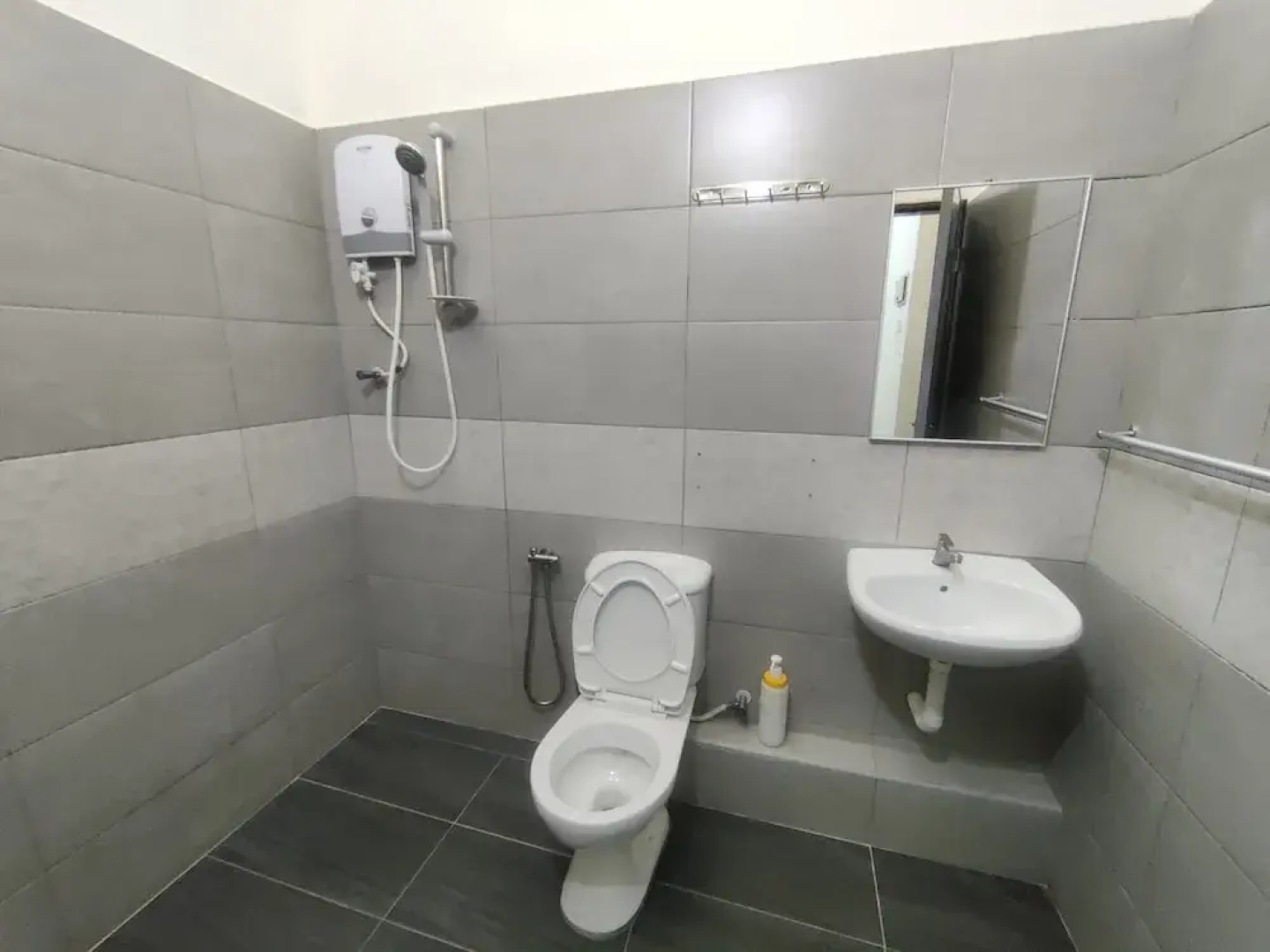 CLP Home near Sri Muniswarar Temple 2