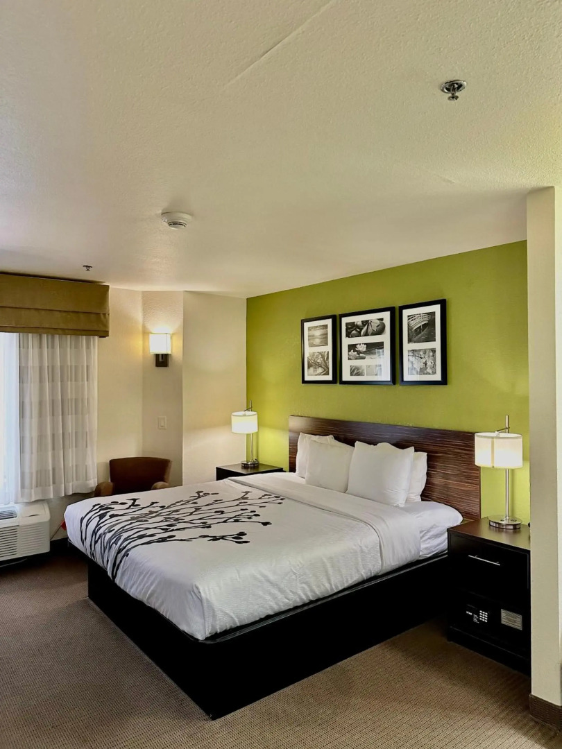 Sleep Inn & Suites Tulsa Central I-44