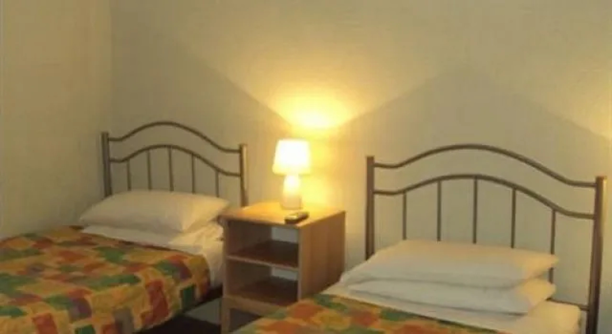 Papillon Woodhall Arms