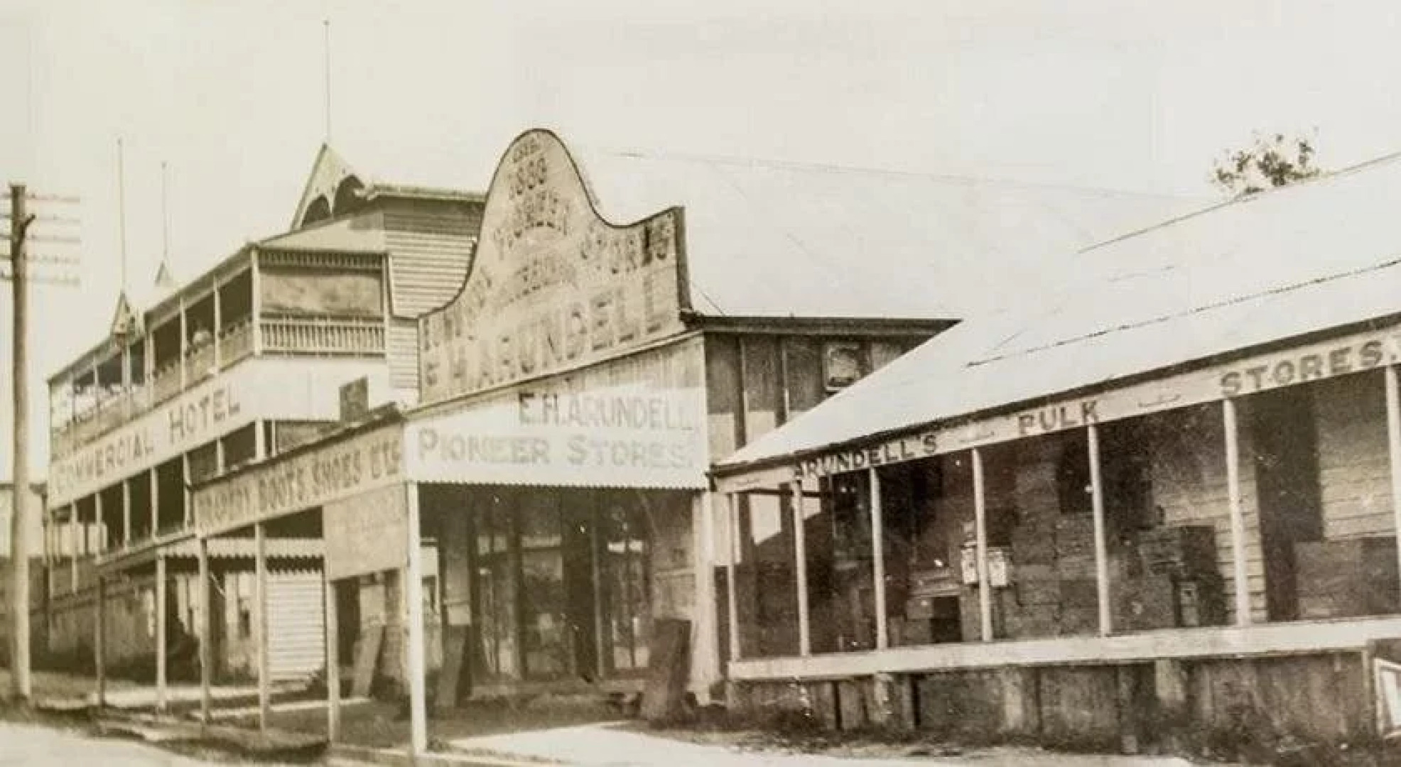 Joes Waterhole Hotel