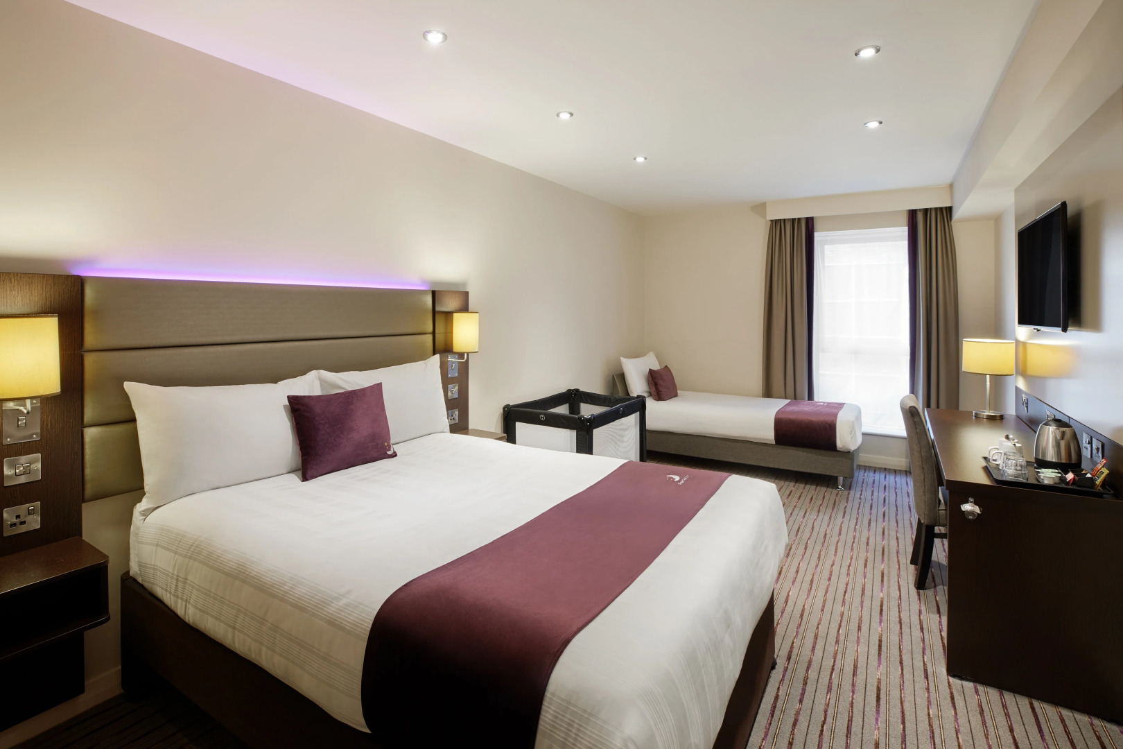 Premier Inn Milton Keynes East (Willen Lake)